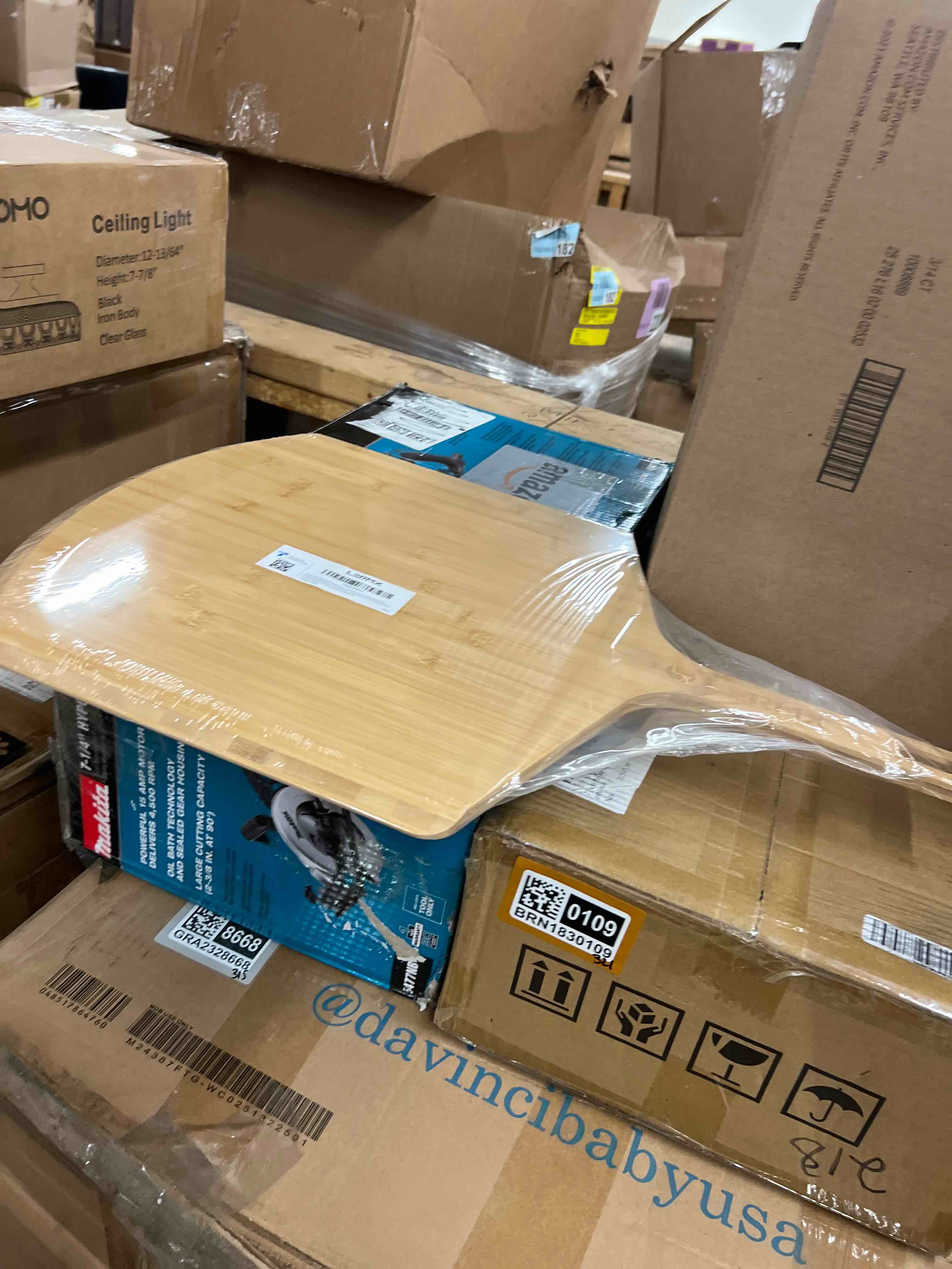 Condition photo showing New/Like New for Pizza Peel 16 Inch, Natural Bamboo Pizza Peel Pizza Paddle Spatula Oven Accessory for Large Wood Pizza Board For Transferring & Serving, Wood Pizza Cutting Board for Cheese Bread Fruit Vegetables 24"L x 16"W