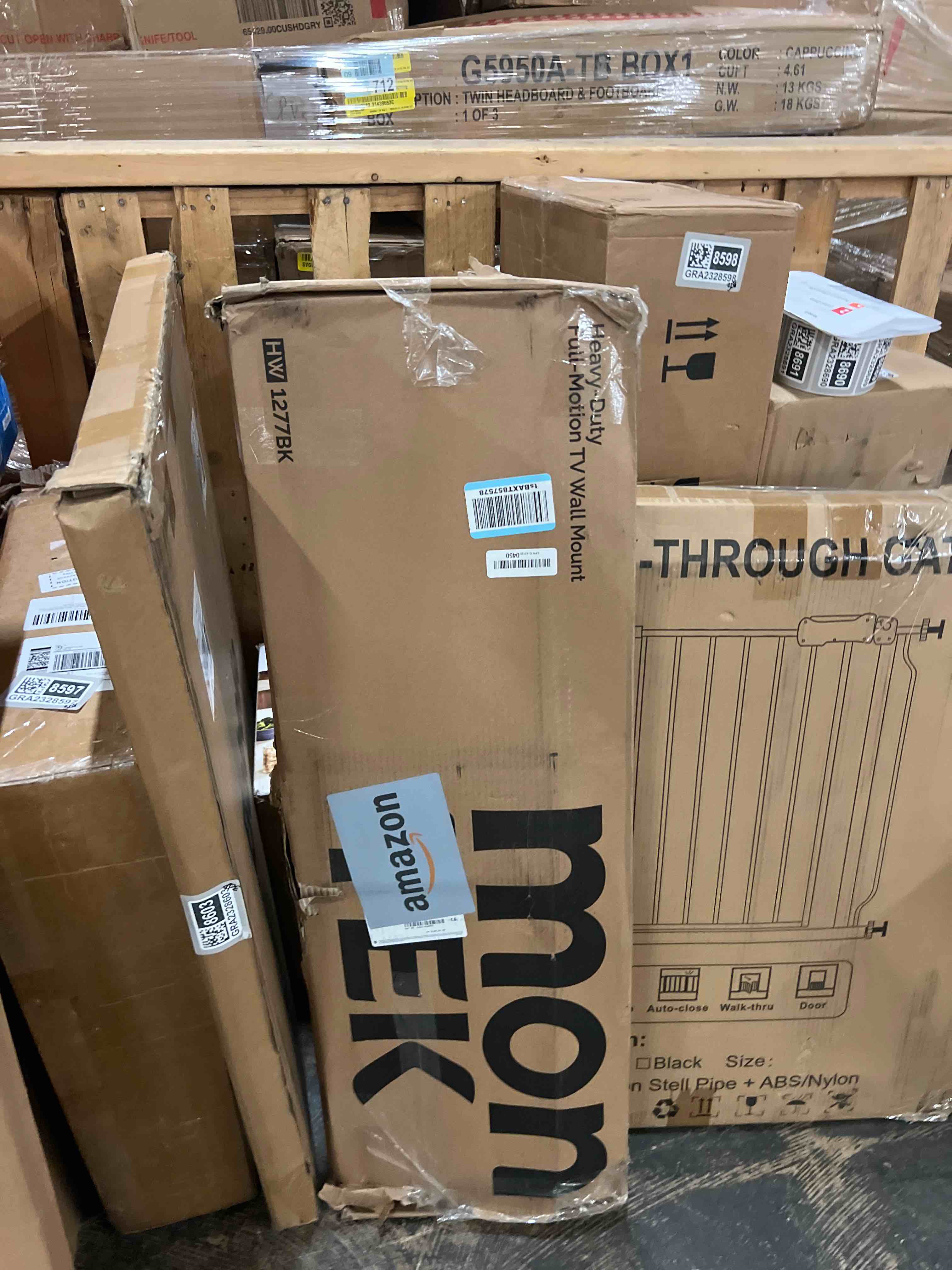 Condition photo showing New/Like New for monTEK Heavy Duty XXL Full Motion TV Wall Mount for 60-120 inch Extra Large TVs, Holds 265 lbs, Max VESA 900x600, 27.7" Extension, Swivel & Tilt, Preassembled, Fits 12-24" Studs, LED/LCD/OLED 4K/8K