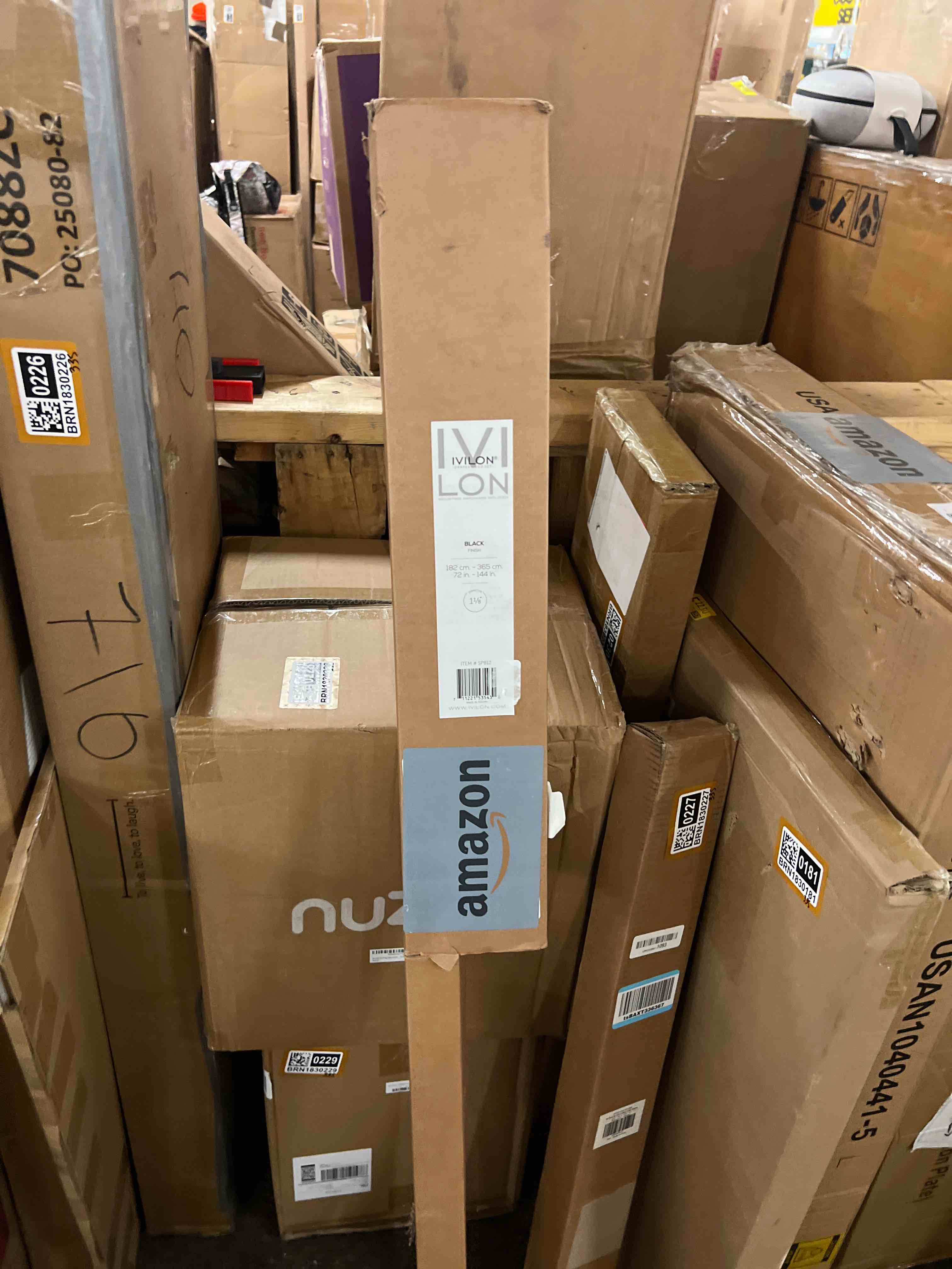 Condition photo showing New/Like New for Ivilon Decorative Window Curtain Rod - Carved Square Finials, 1 1/8 in Rod, 72 to 144 in. Black