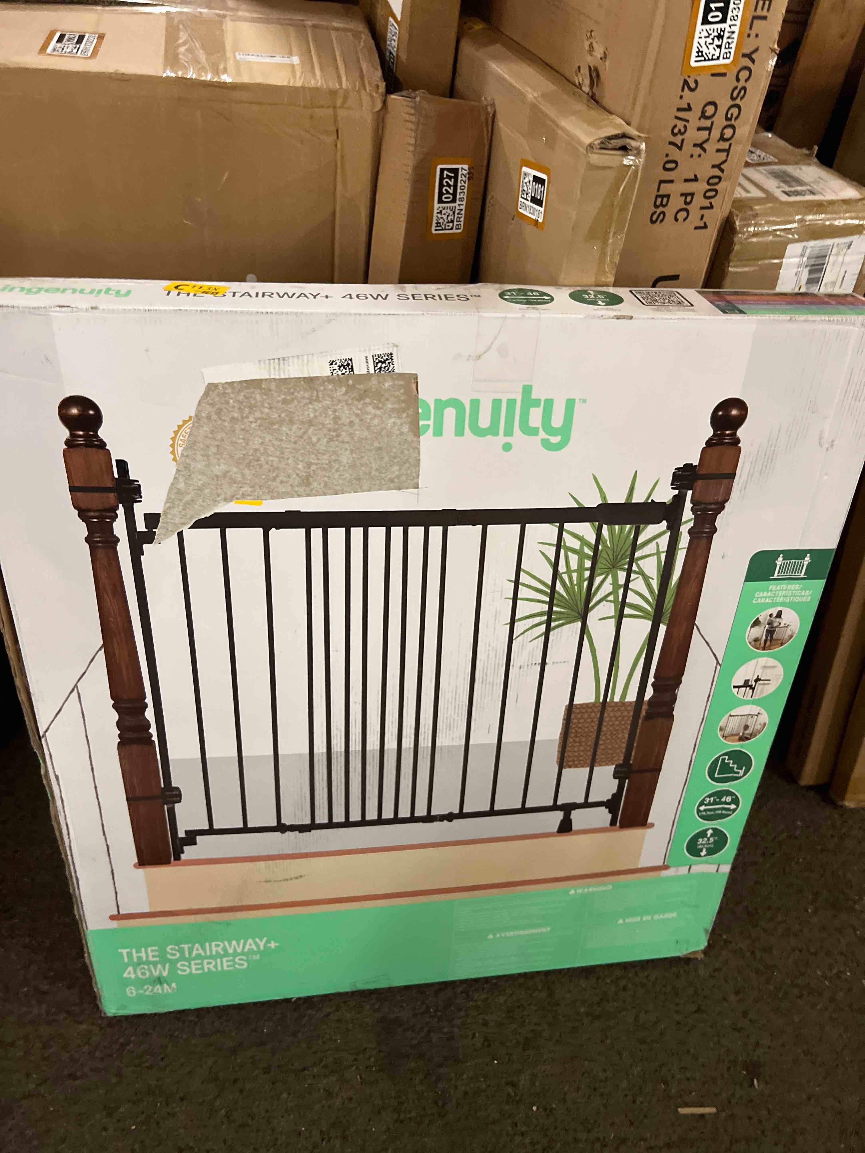 Condition photo showing New/Like New for Summer Infant Metal Banister & Stair Safety Baby Gate, 31'-46' Wide, 32.5' Tall, Banister & Wall Mount, Black