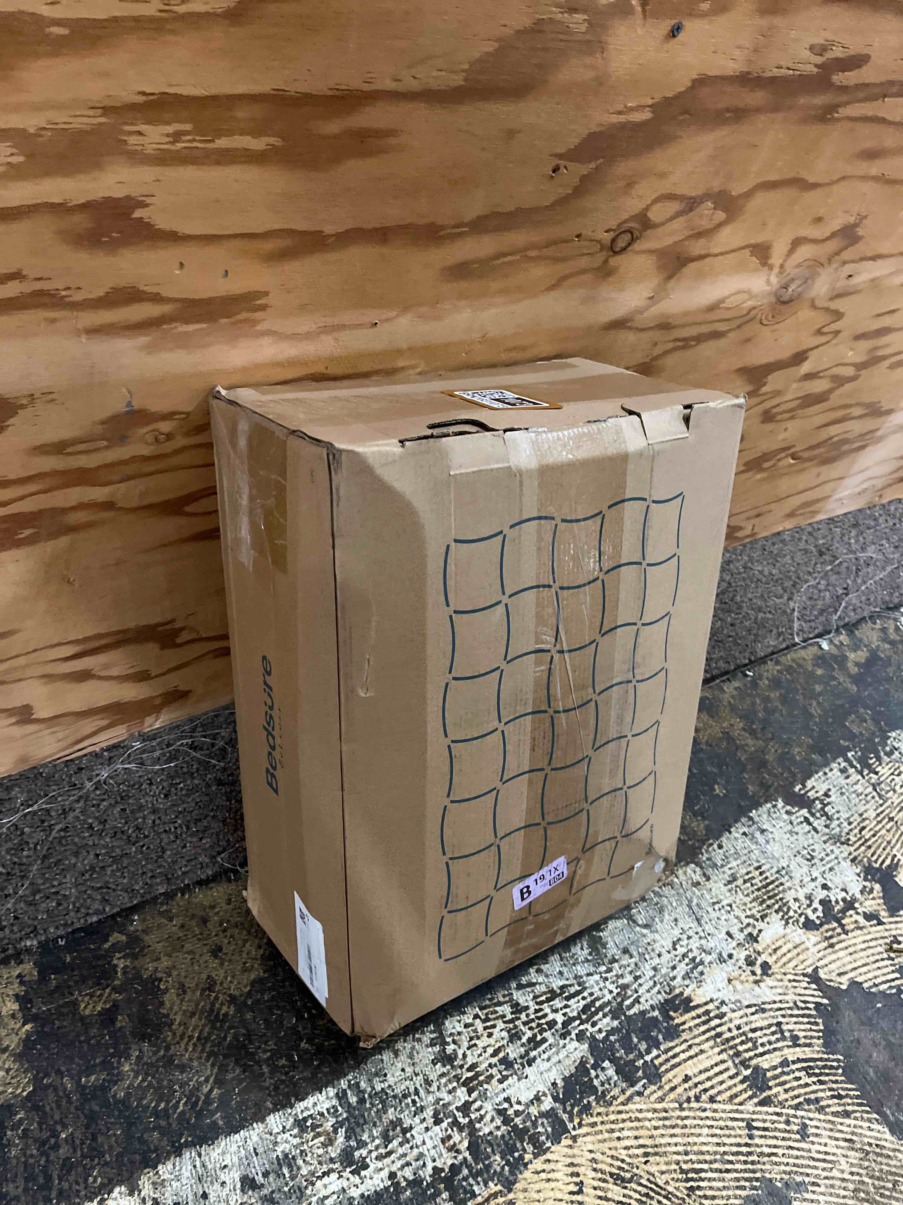 https://s3.amazonaws.com/lotting-images-prod/phillipi/BRN1831073_1757975677936.jpeg