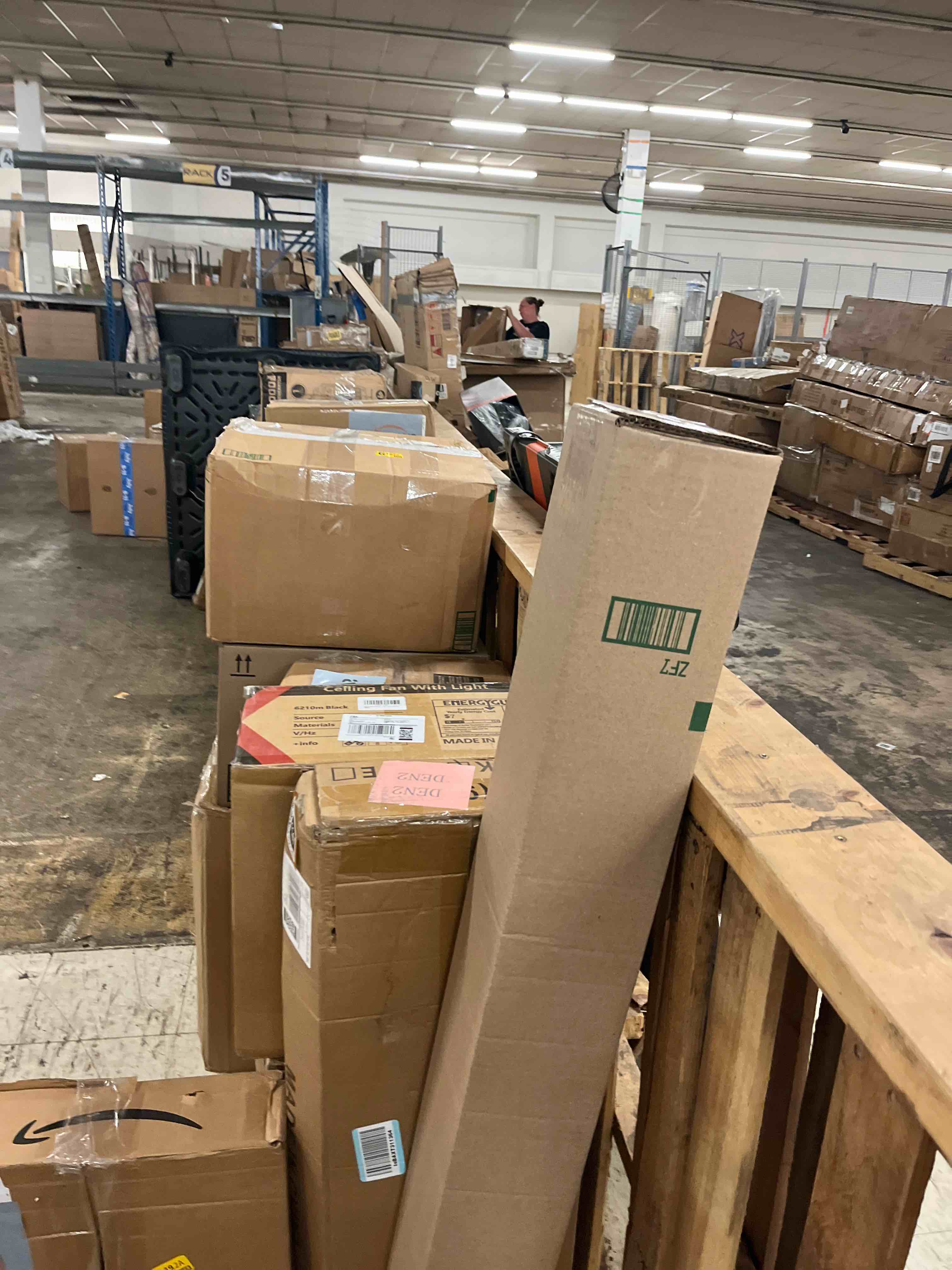https://s3.amazonaws.com/lotting-images-prod/phillipi/BRN1831148_1758039149829.jpeg