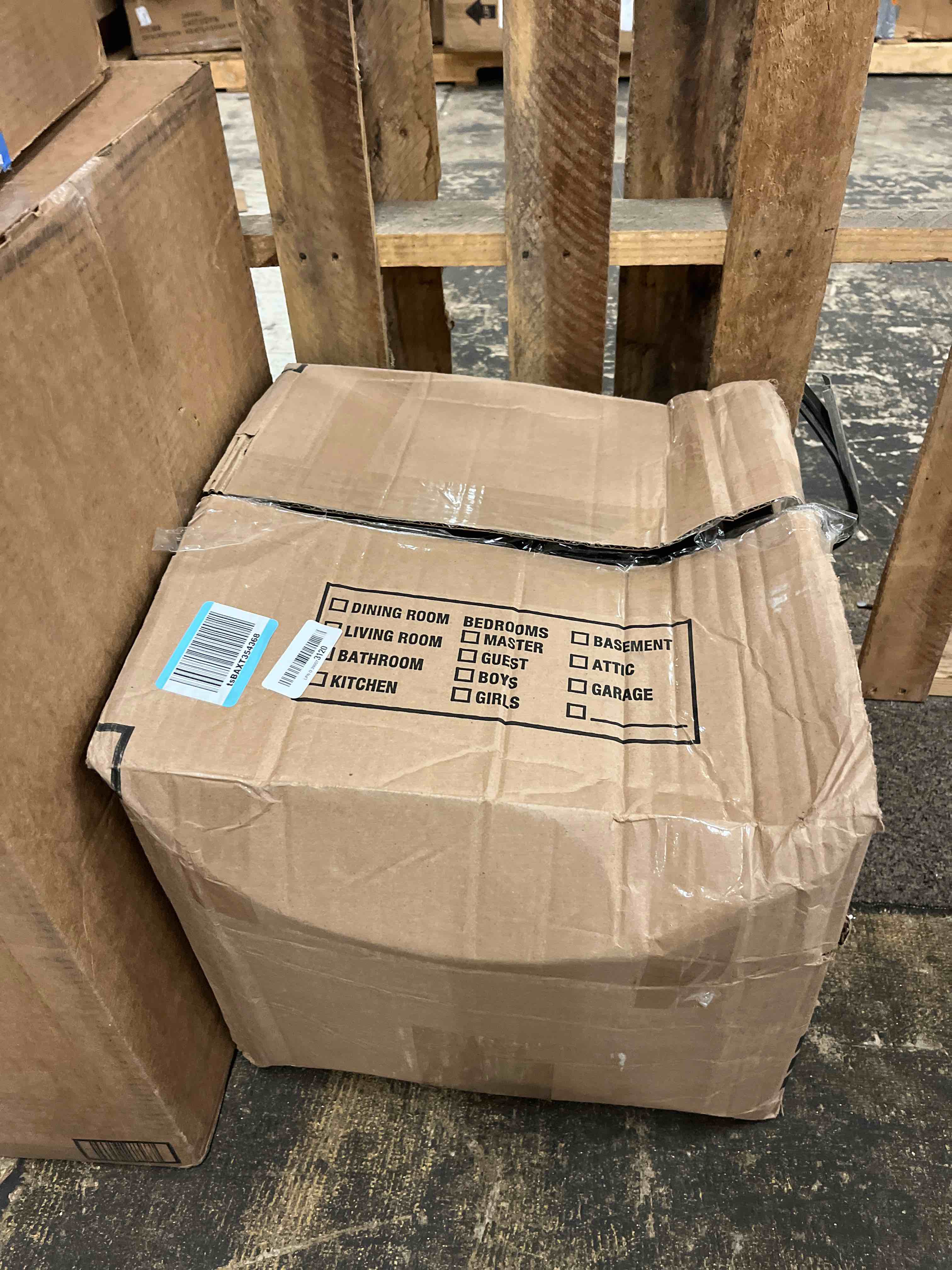 https://s3.amazonaws.com/lotting-images-prod/phillipi/BRN1831175_1758042479310.jpeg