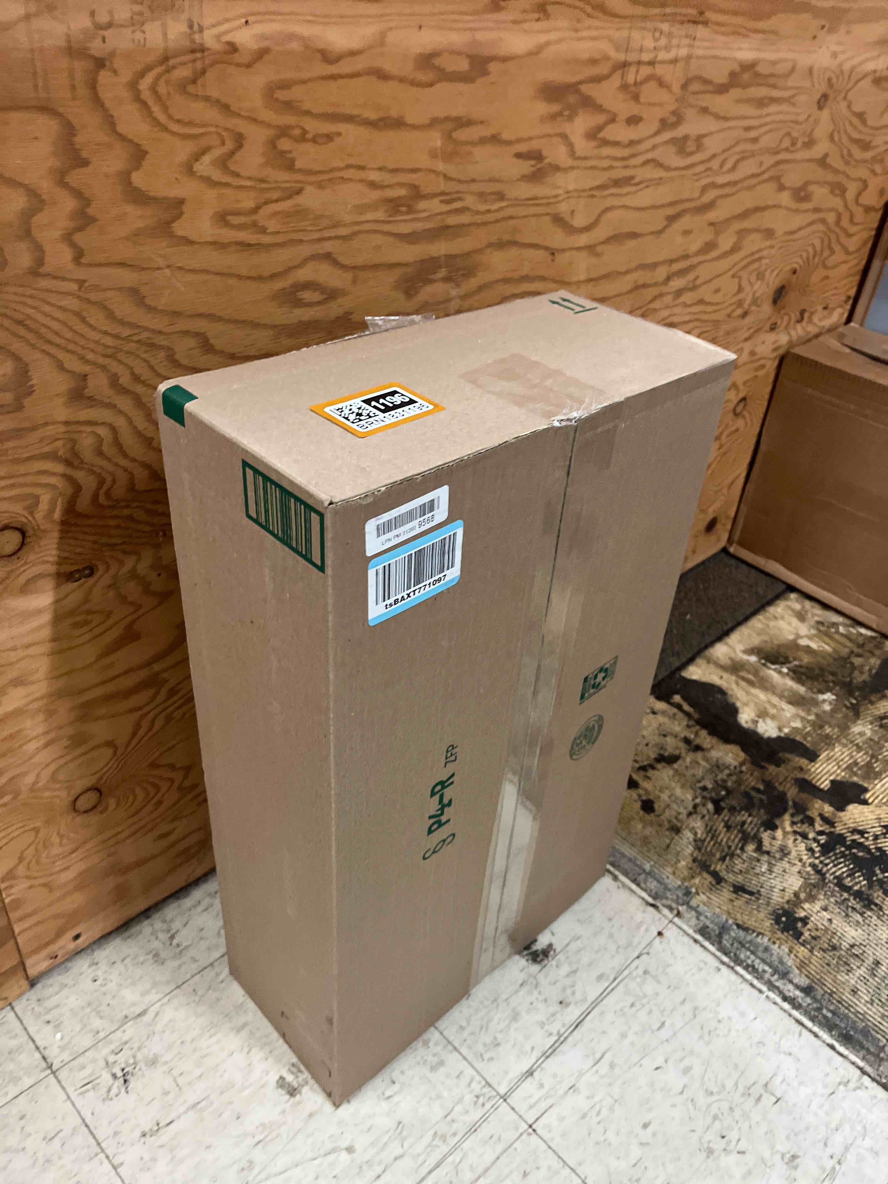 https://s3.amazonaws.com/lotting-images-prod/phillipi/BRN1831196_1758101889971.jpeg
