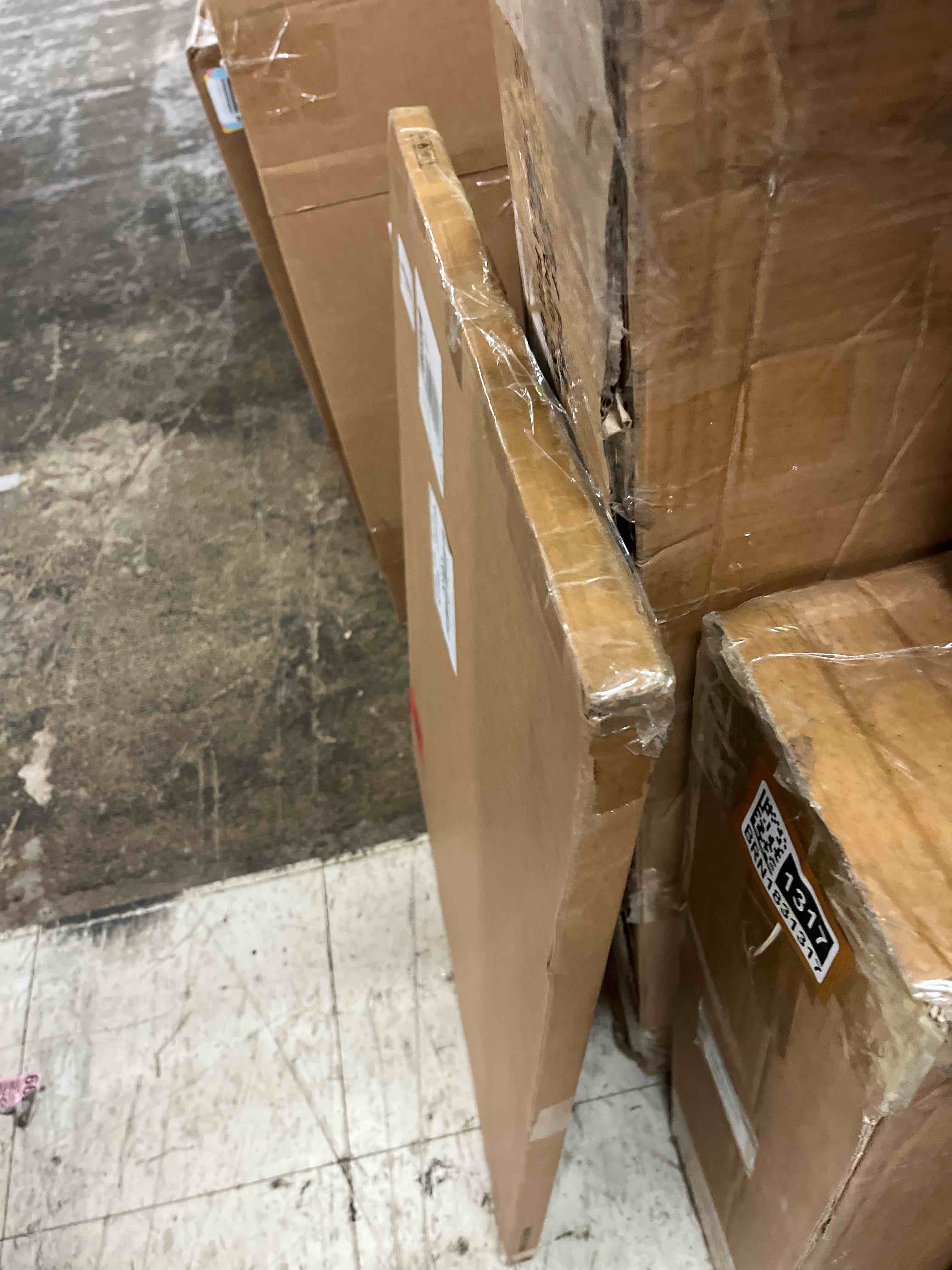 https://s3.amazonaws.com/lotting-images-prod/phillipi/BRN1831279_1758107318967.jpeg
