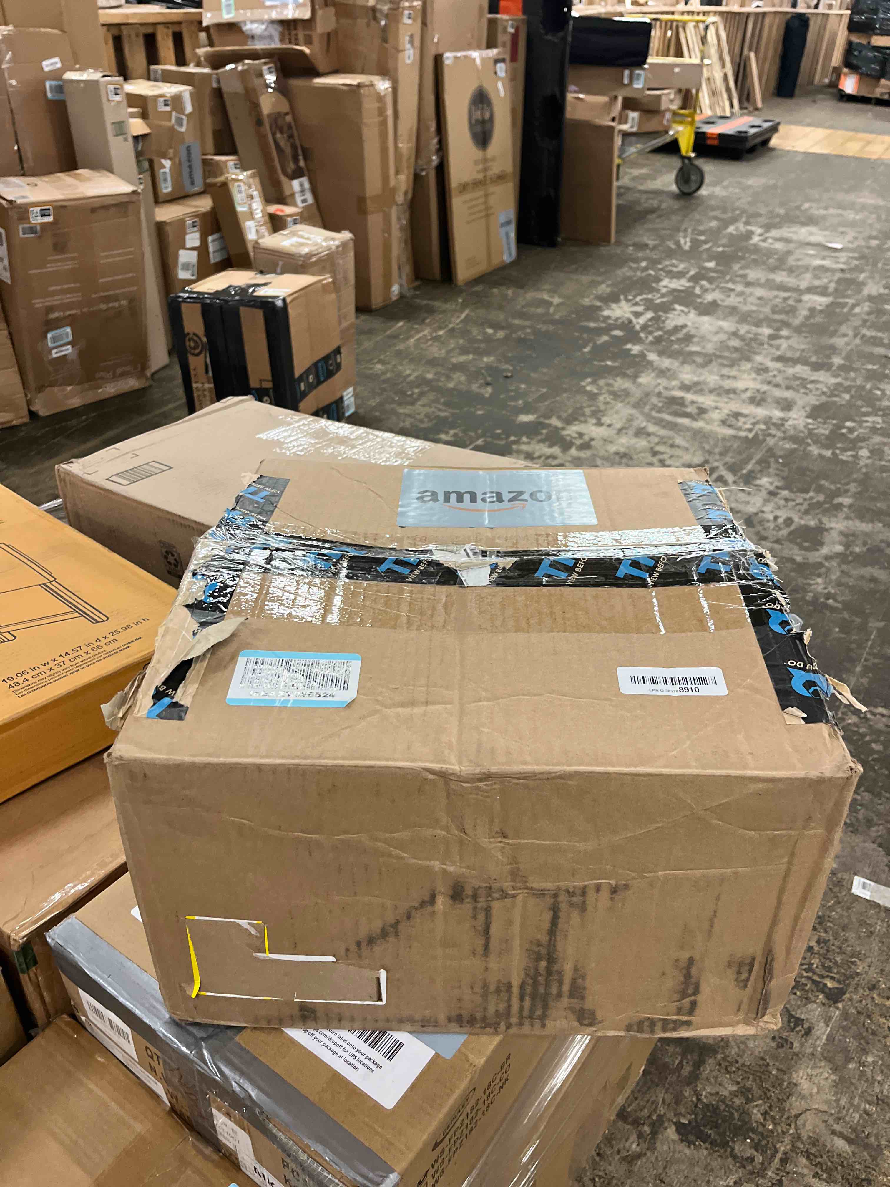 https://s3.amazonaws.com/lotting-images-prod/phillipi/BRN1831304_1758103324877.jpeg