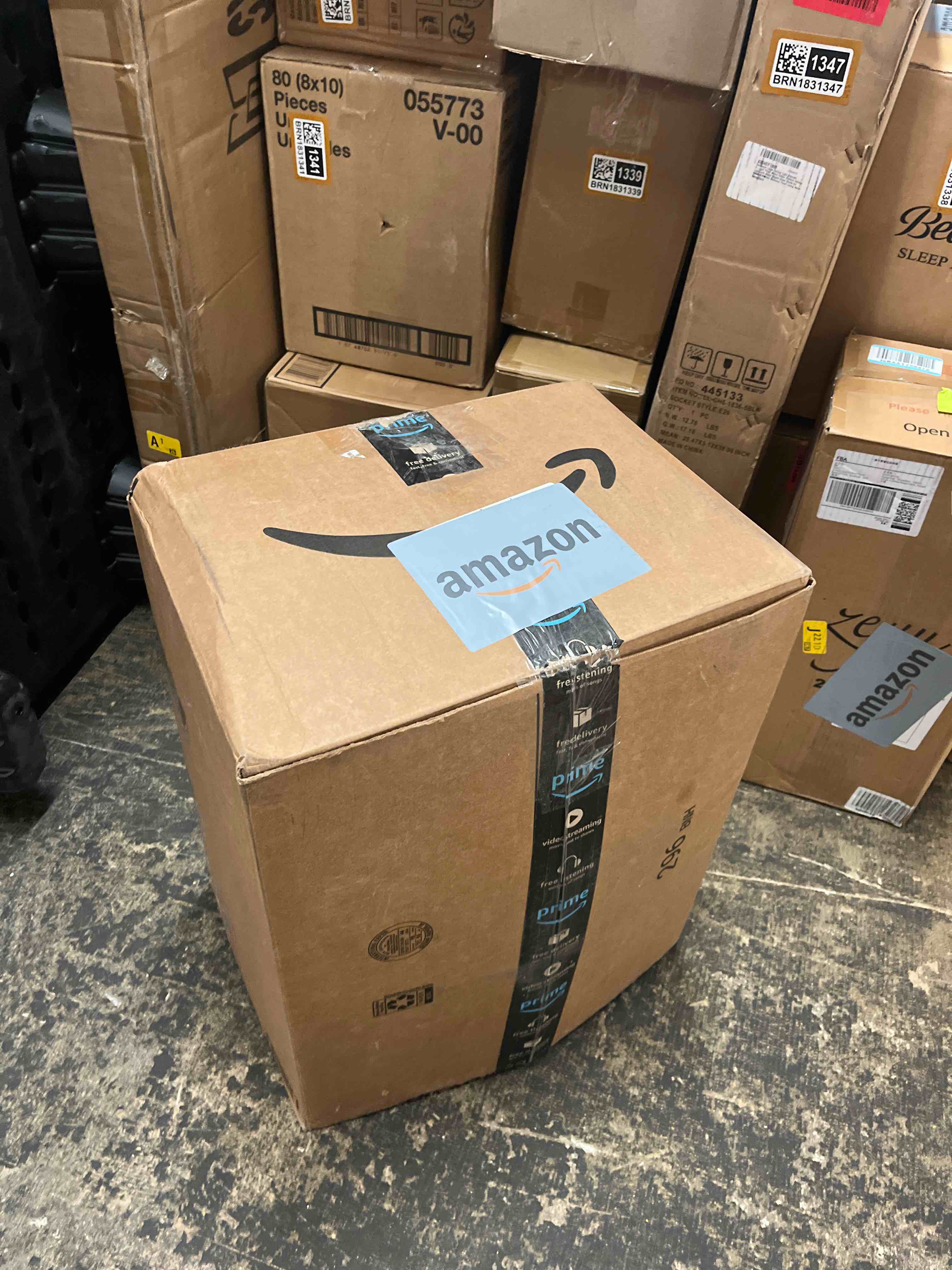 https://s3.amazonaws.com/lotting-images-prod/phillipi/BRN1831359_1758230493626.jpeg