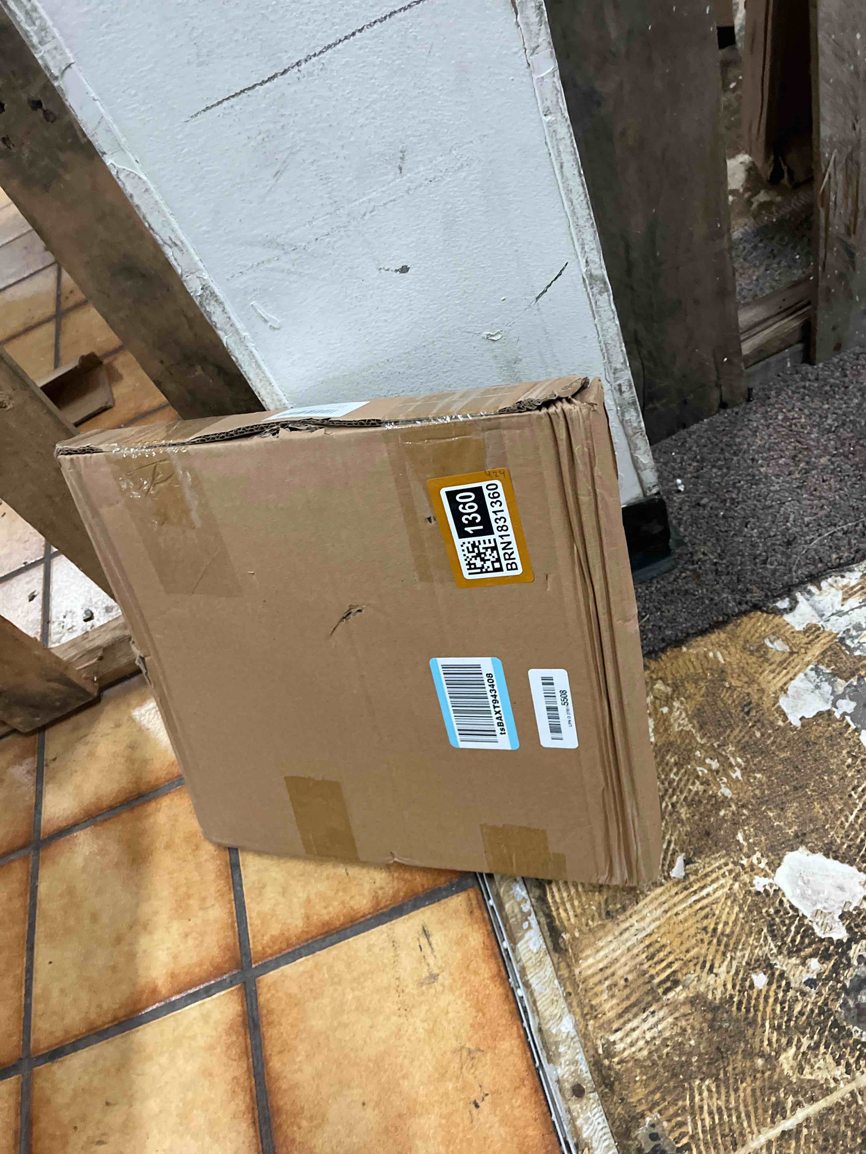 https://s3.amazonaws.com/lotting-images-prod/phillipi/BRN1831360_1758230605193.jpeg
