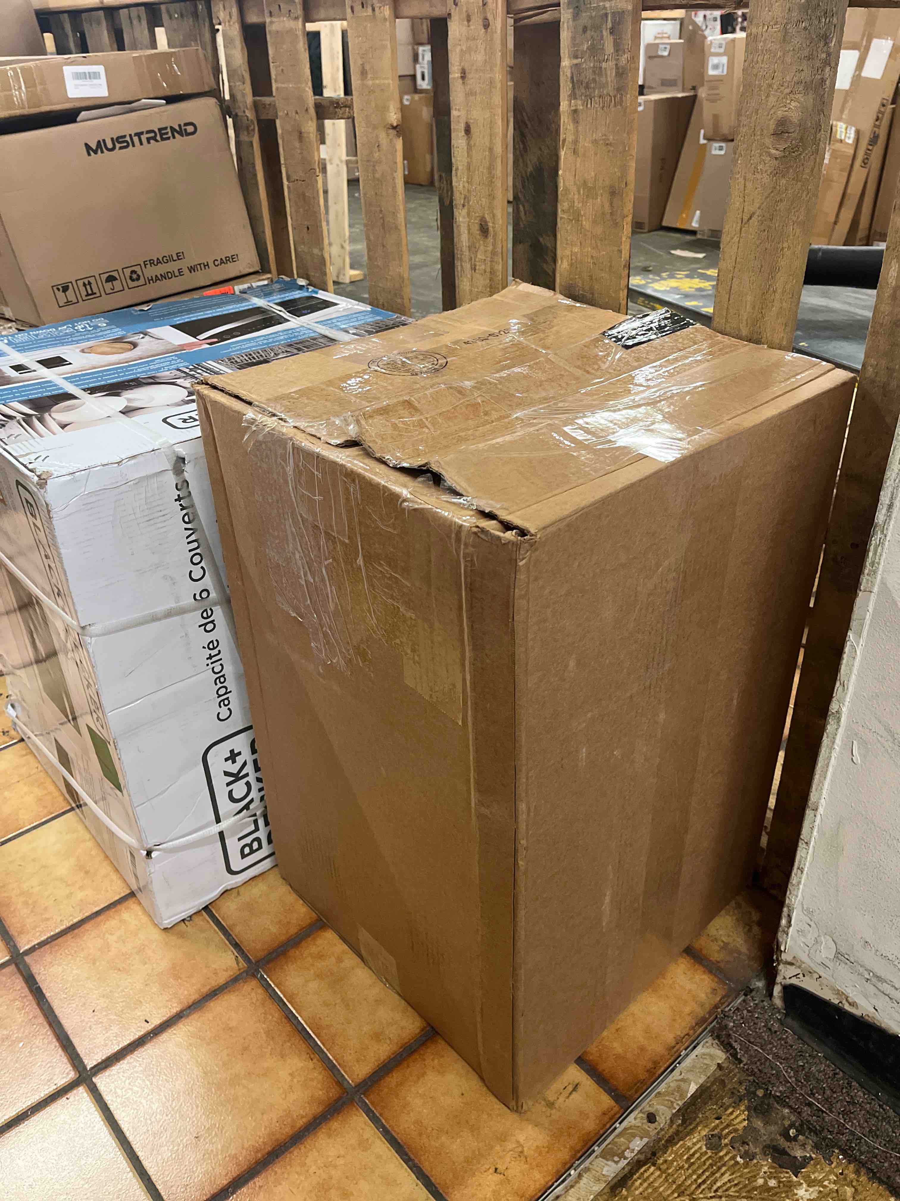 https://s3.amazonaws.com/lotting-images-prod/phillipi/BRN1831370_1758231668039.jpeg
