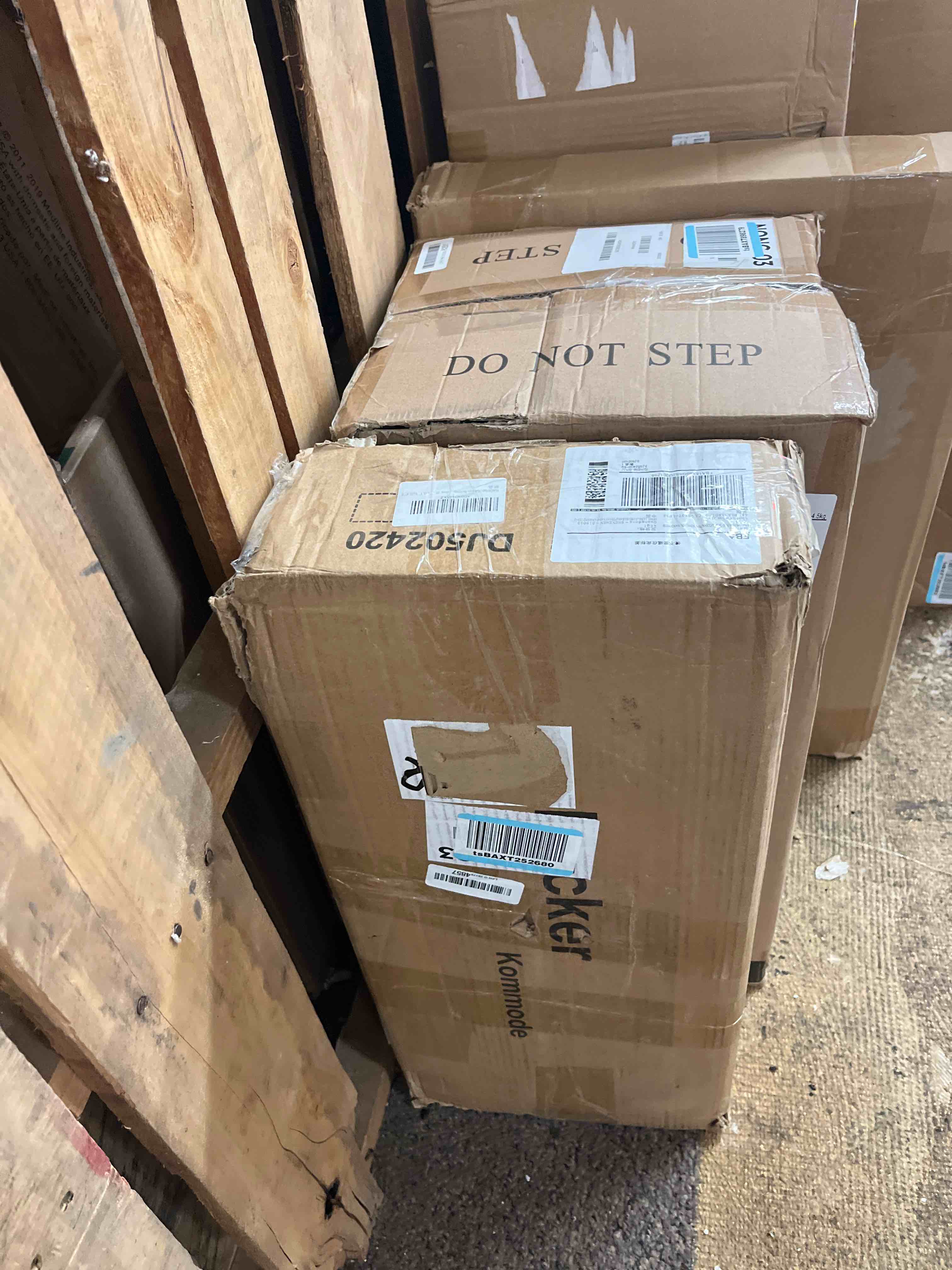 https://s3.amazonaws.com/lotting-images-prod/phillipi/BRN1831420_1758232538230.jpeg