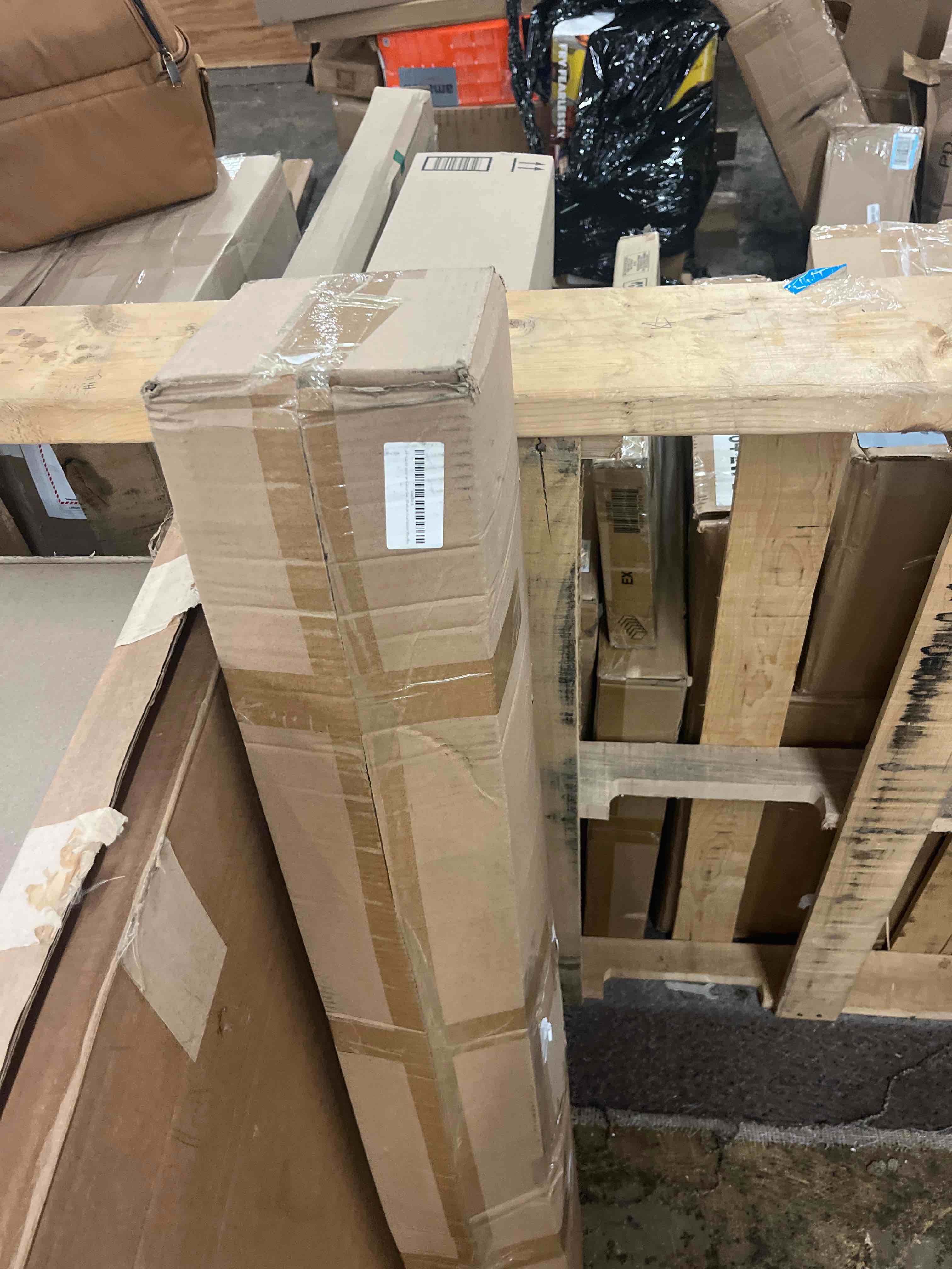 https://s3.amazonaws.com/lotting-images-prod/phillipi/BRN1831611_1758280780518.jpeg