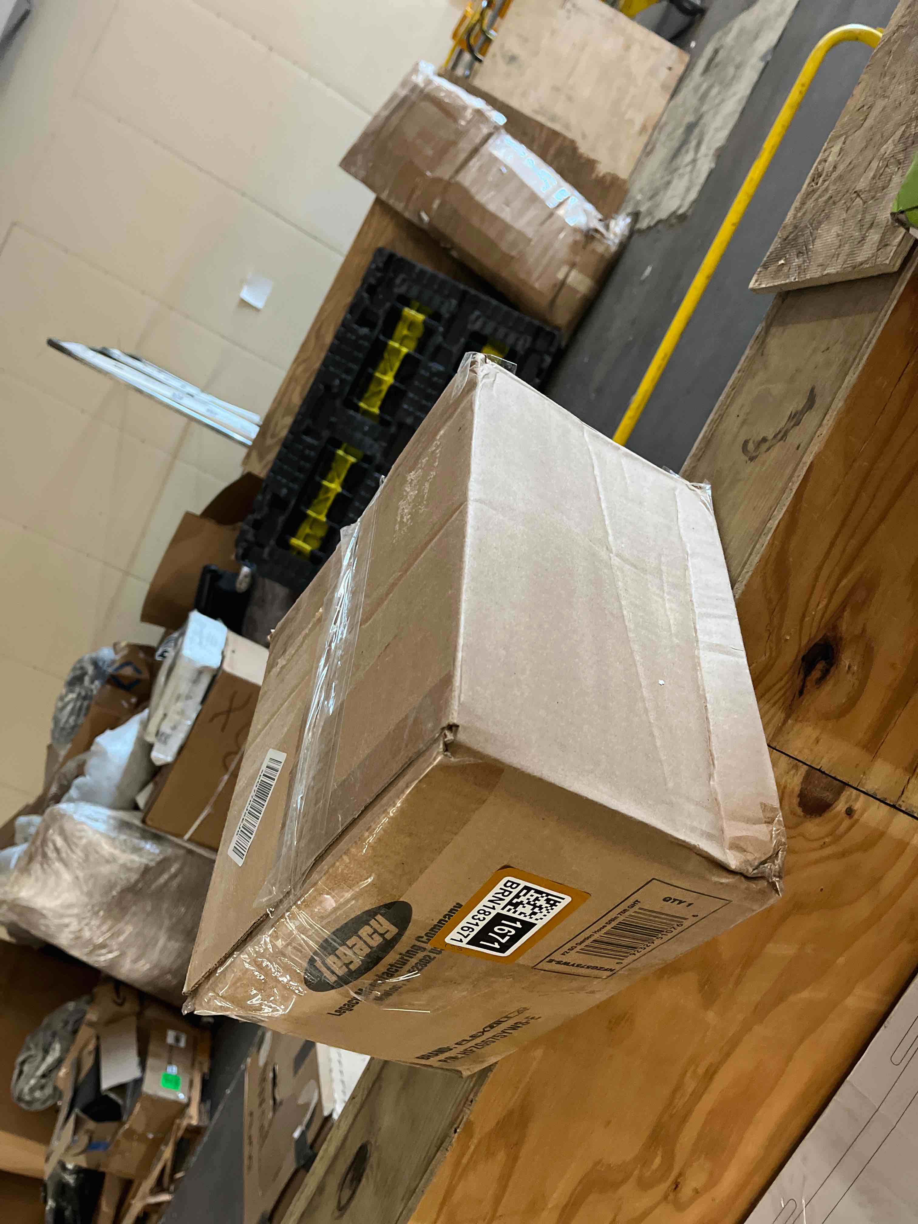 https://s3.amazonaws.com/lotting-images-prod/phillipi/BRN1831671_1760105651865.jpeg