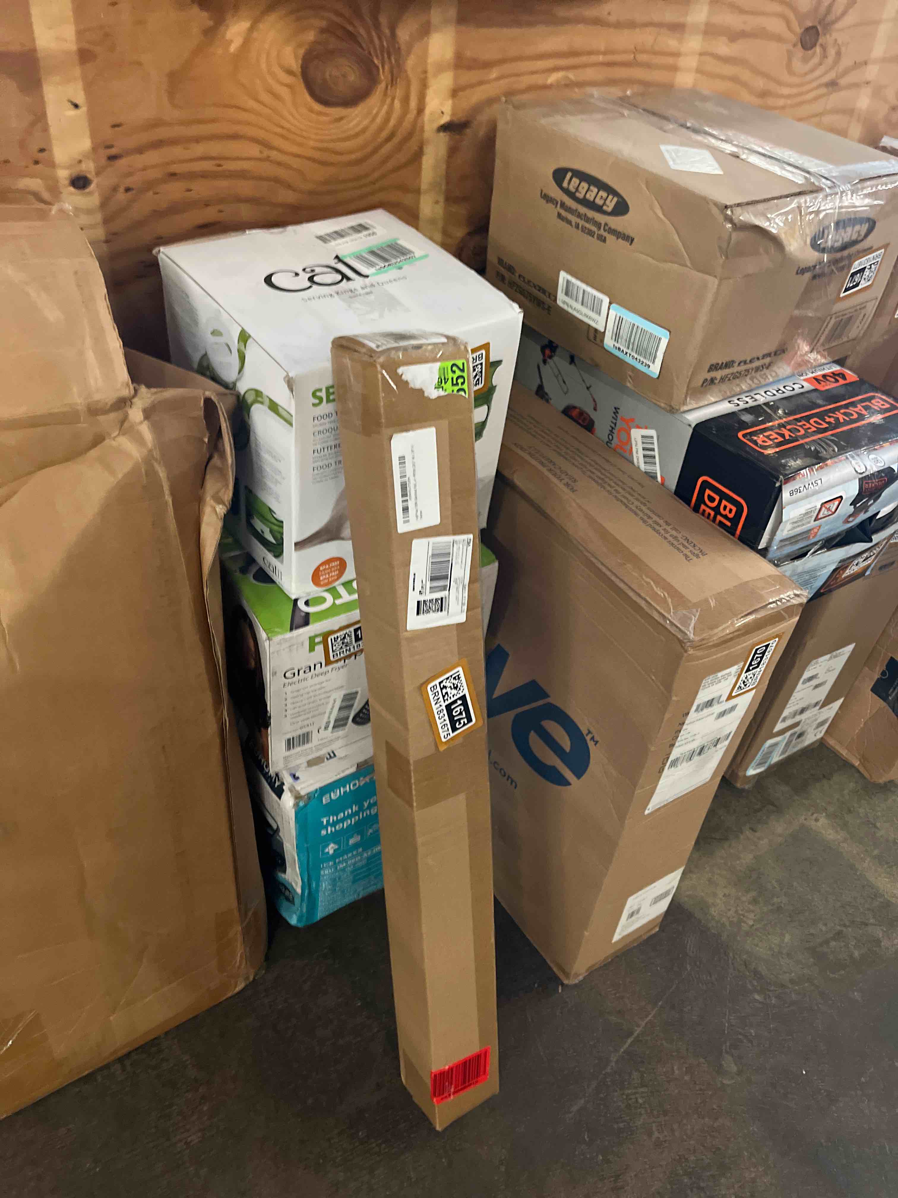 https://s3.amazonaws.com/lotting-images-prod/phillipi/BRN1831675_1760106273371.jpeg