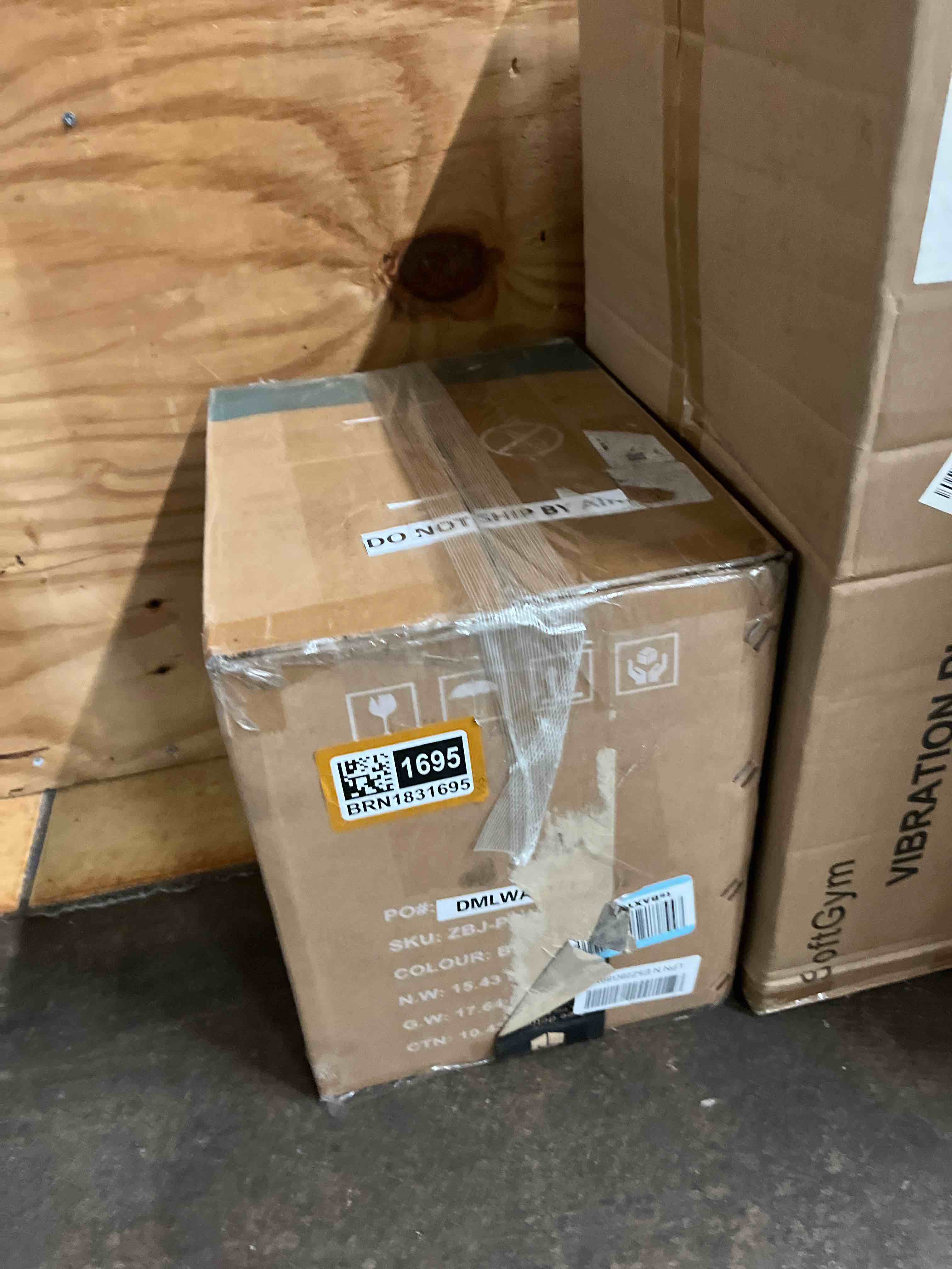 https://s3.amazonaws.com/lotting-images-prod/phillipi/BRN1831695_1760097290018.jpeg