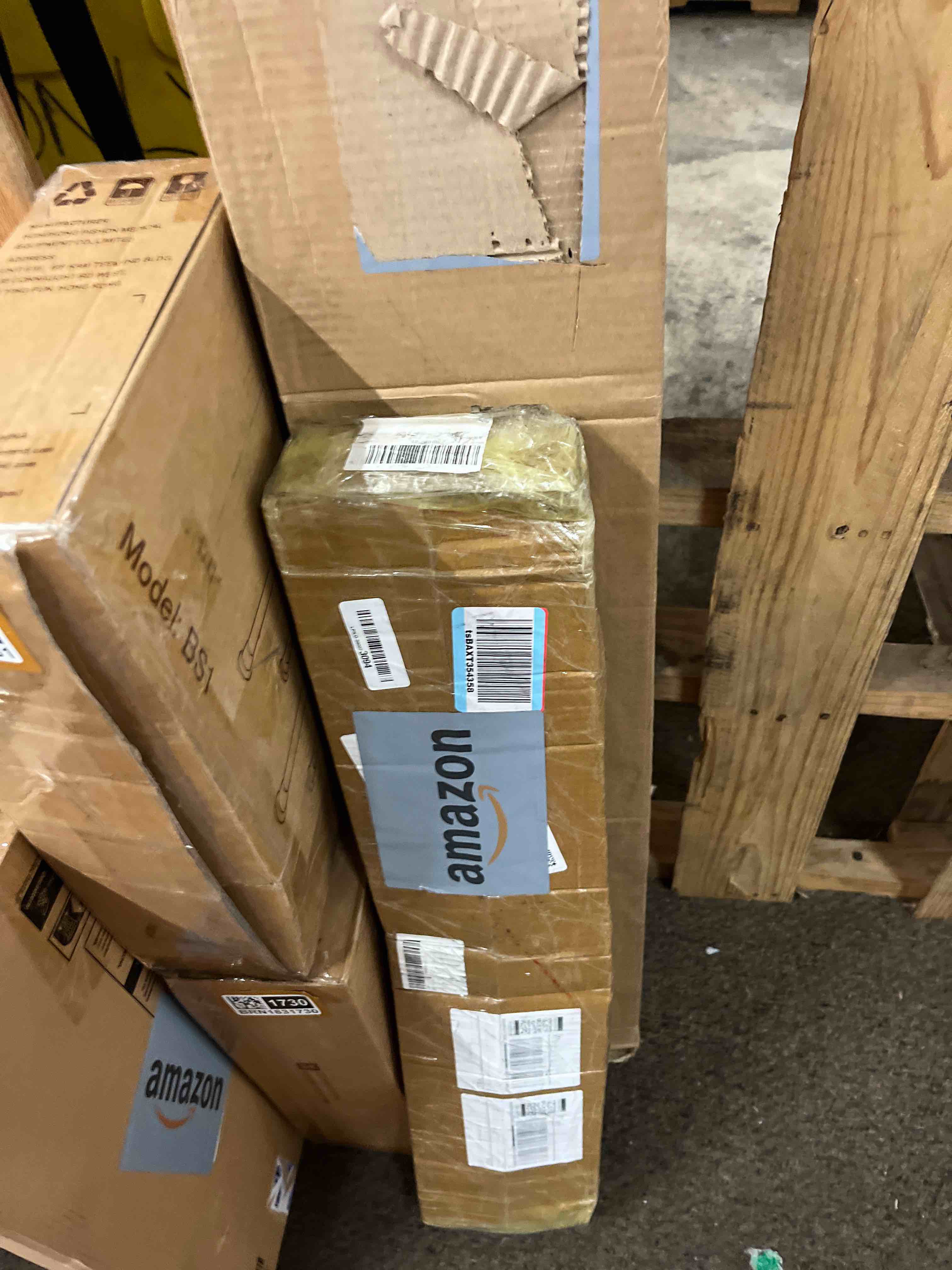 https://s3.amazonaws.com/lotting-images-prod/phillipi/BRN1831728_1760096799536.jpeg