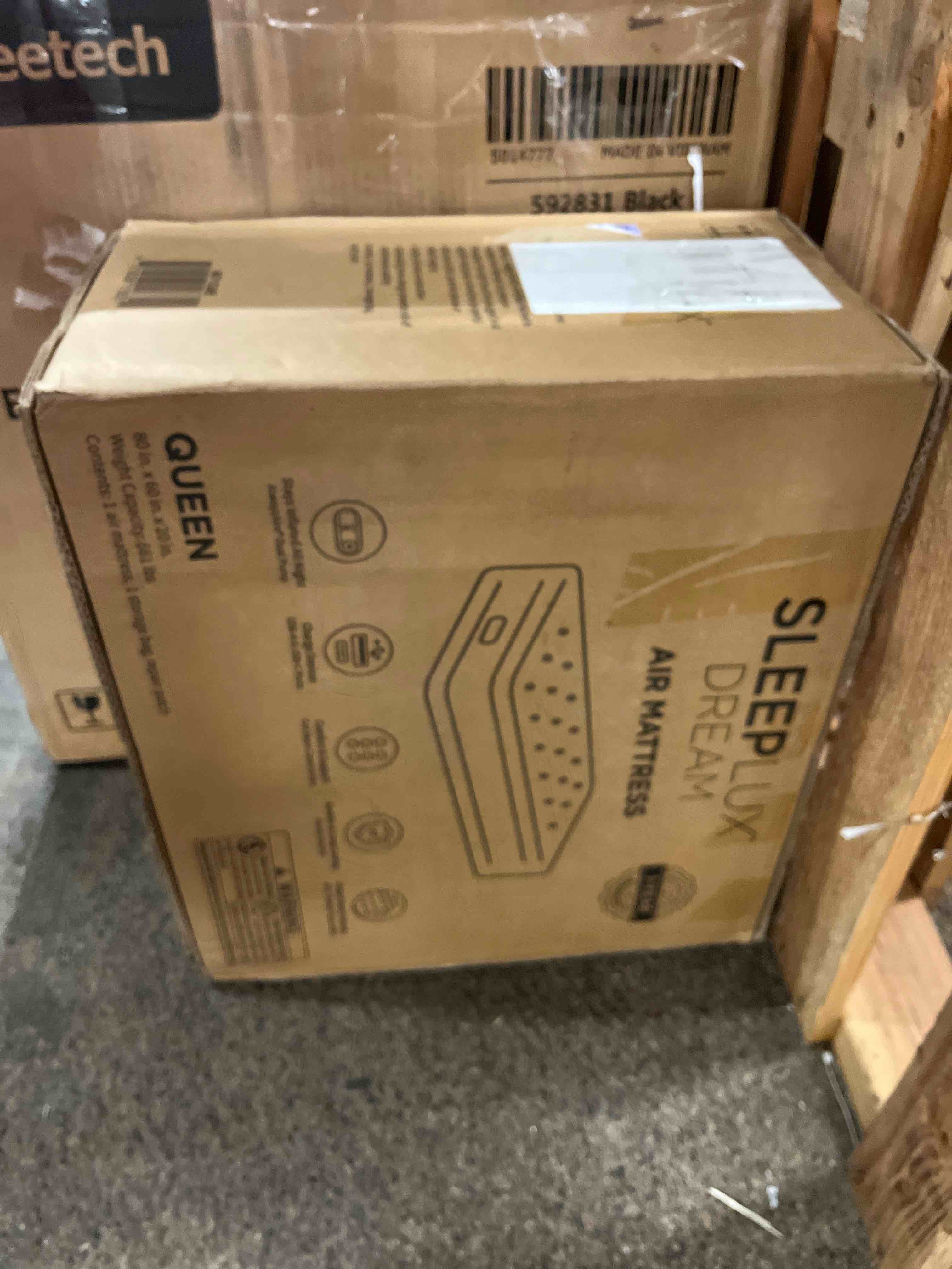 https://s3.amazonaws.com/lotting-images-prod/phillipi/BRN1831754_1760098300892.jpeg