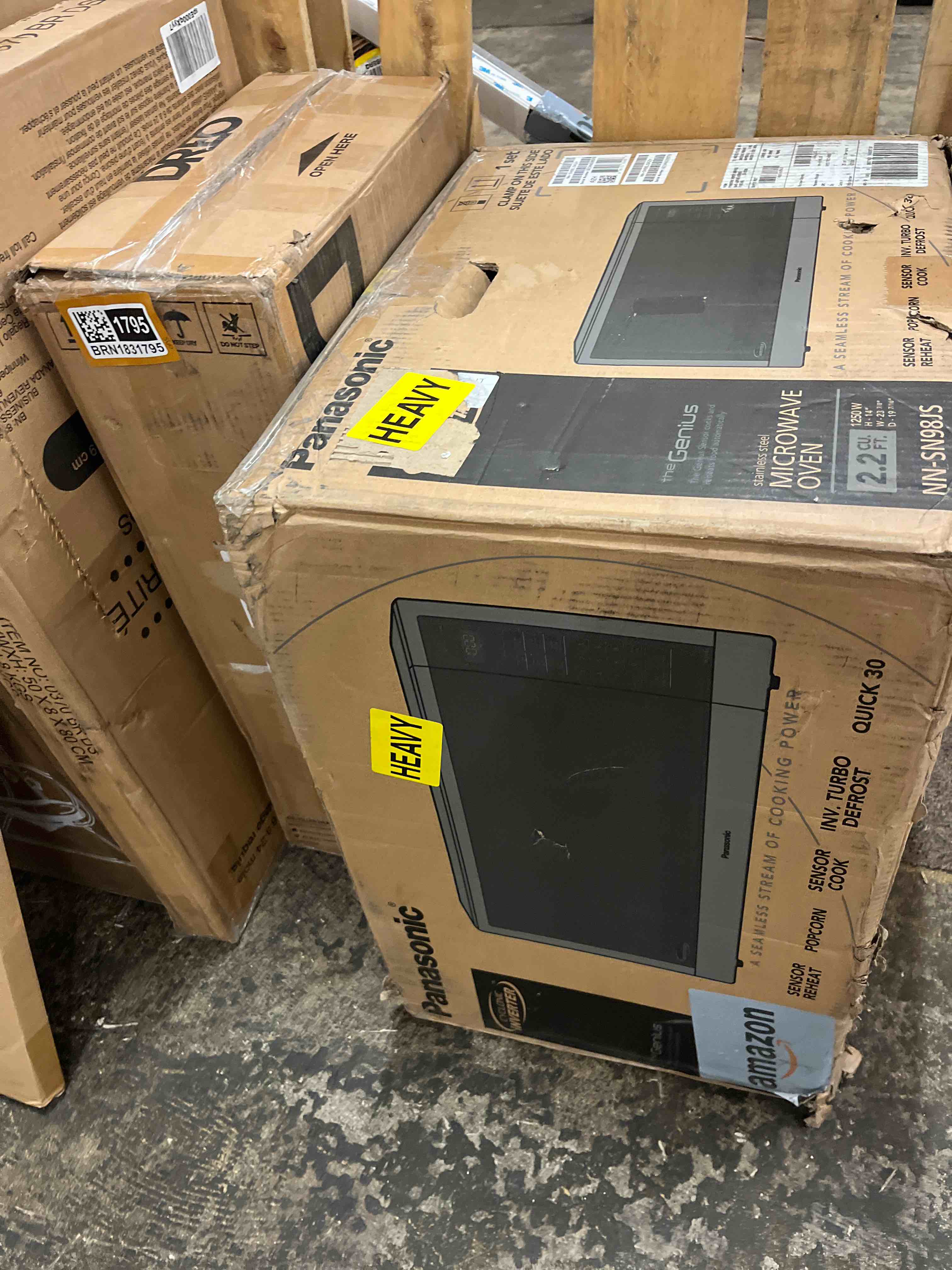 https://s3.amazonaws.com/lotting-images-prod/phillipi/BRN1831794_1760381274413.jpeg