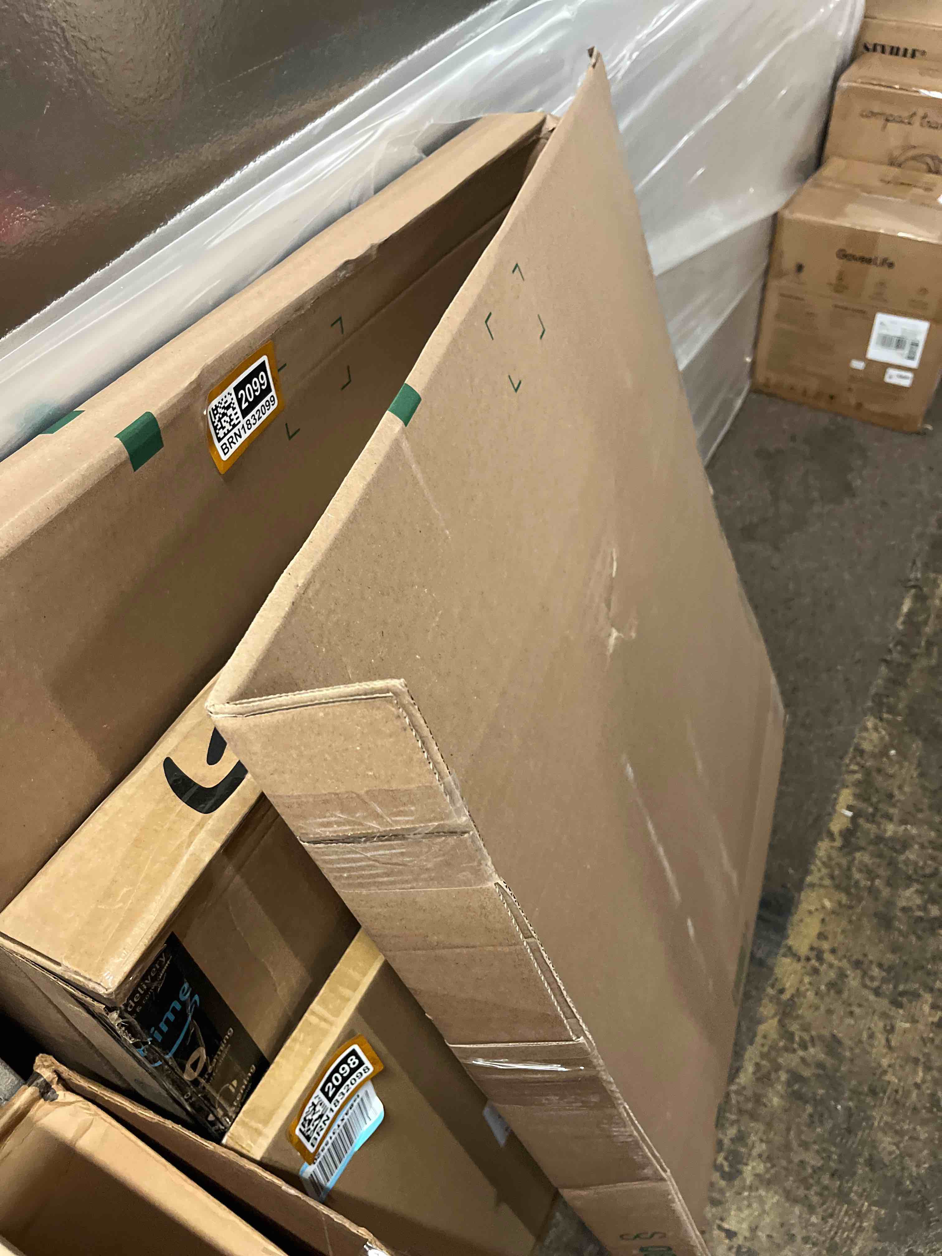 https://s3.amazonaws.com/lotting-images-prod/phillipi/BRN1832103_1760486058863.jpeg
