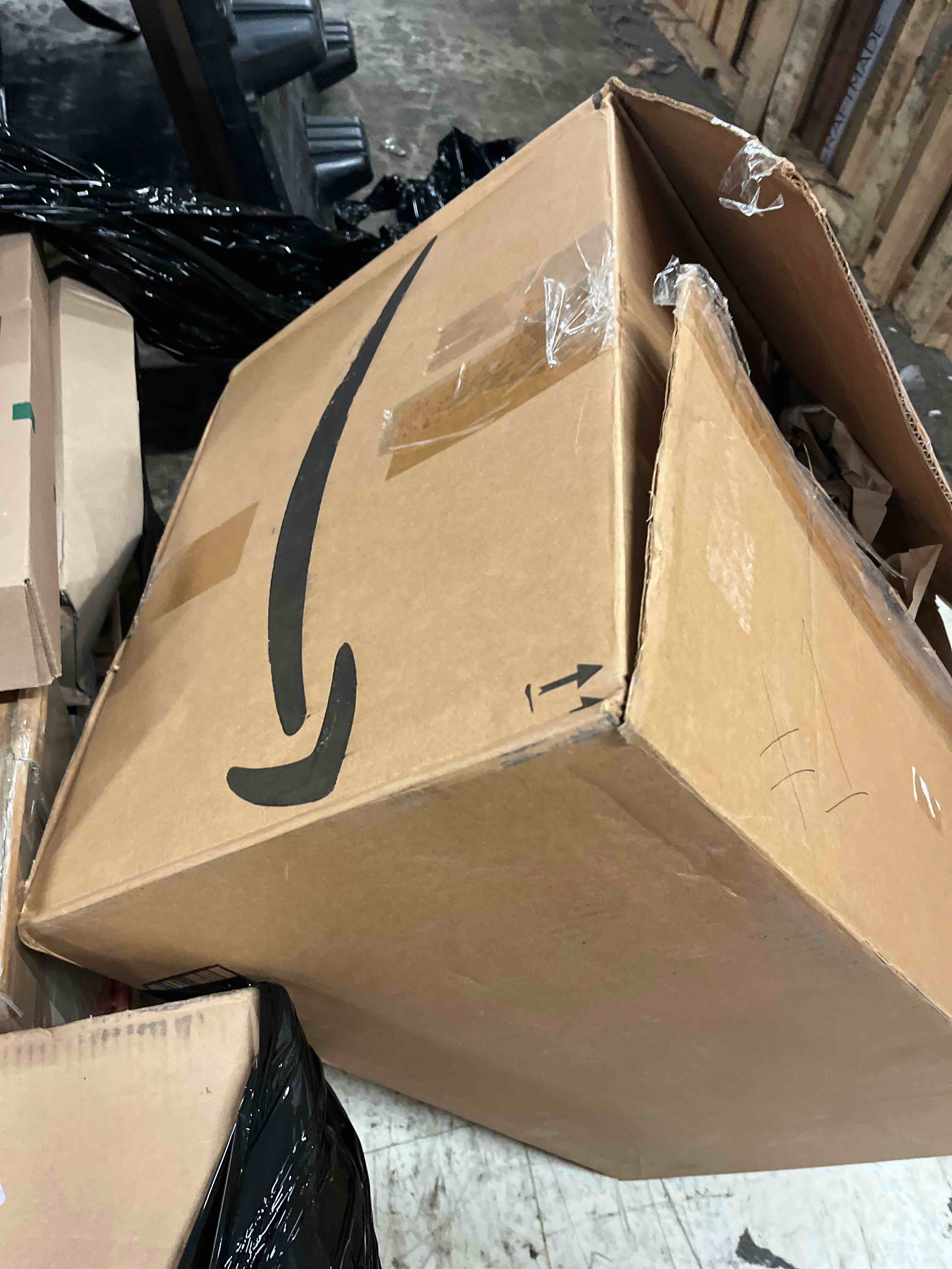https://s3.amazonaws.com/lotting-images-prod/phillipi/BRN1832105_1760485178687.jpeg