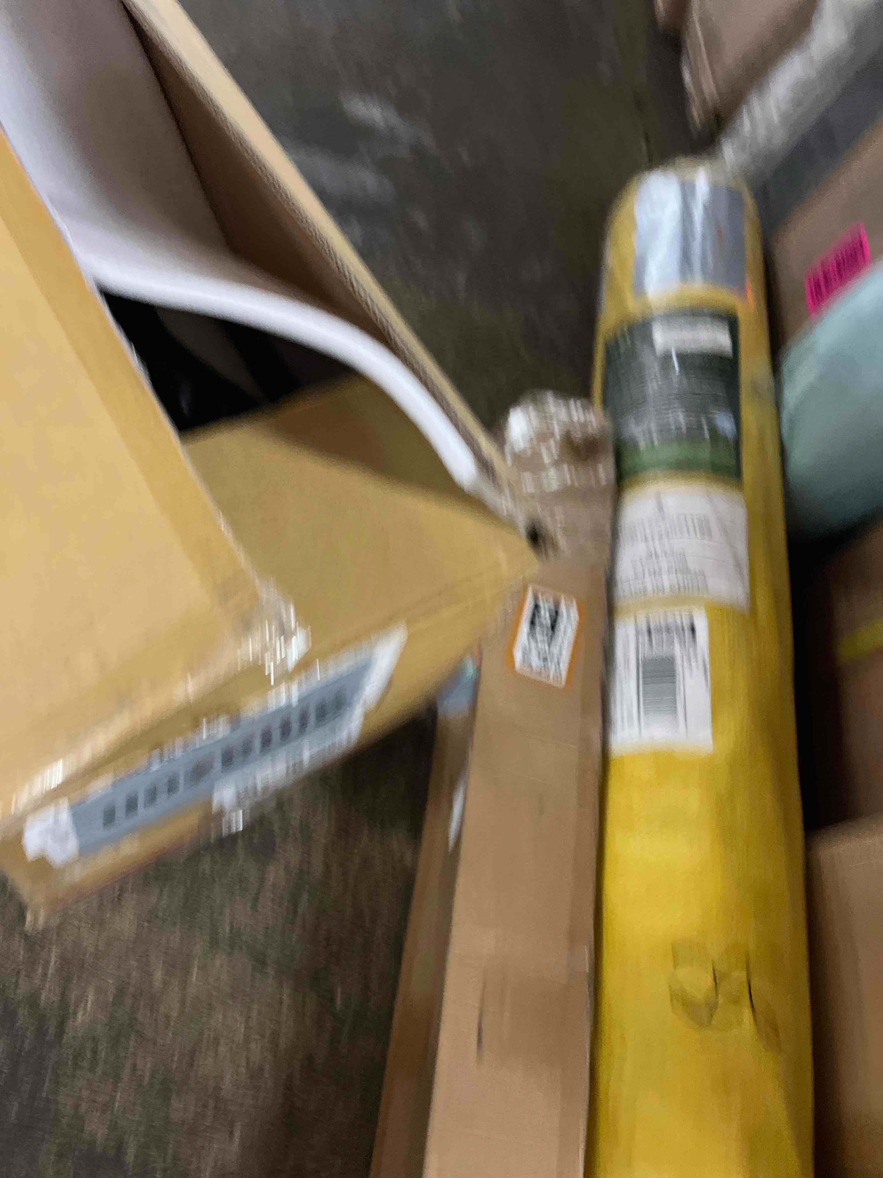 https://s3.amazonaws.com/lotting-images-prod/phillipi/BRN1832121_1760488649795.jpeg