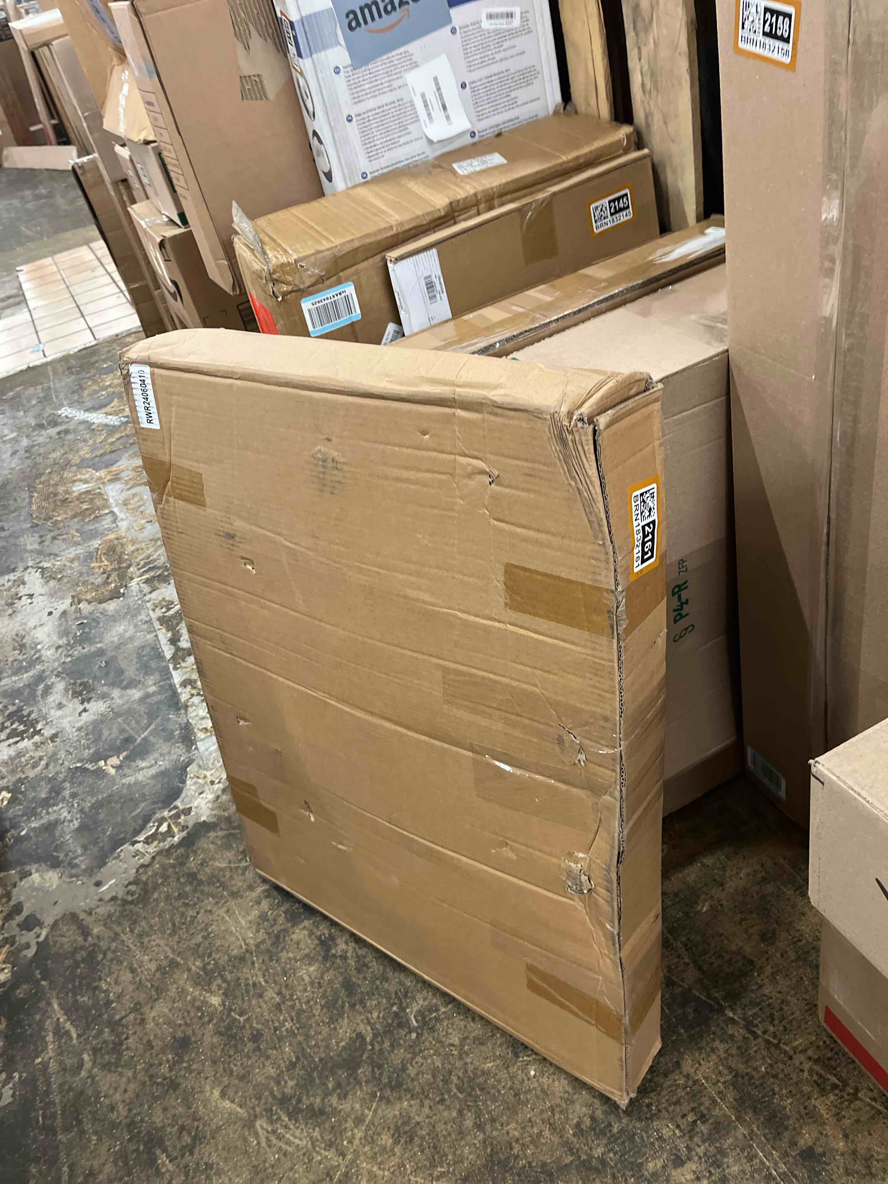 https://s3.amazonaws.com/lotting-images-prod/phillipi/BRN1832161_1760556420964.jpeg