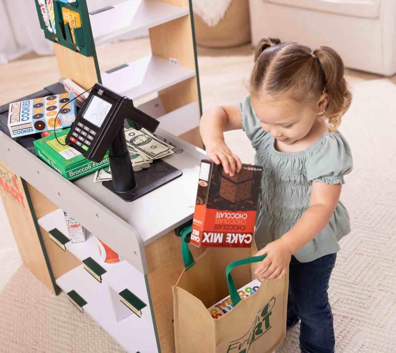 Melissa & Doug, Fresh Mart Pretend Grocery Store, Kids Cash Register with Scanner, Shelves, & Conveyor Belt, Kids Toys for Girls & Boys