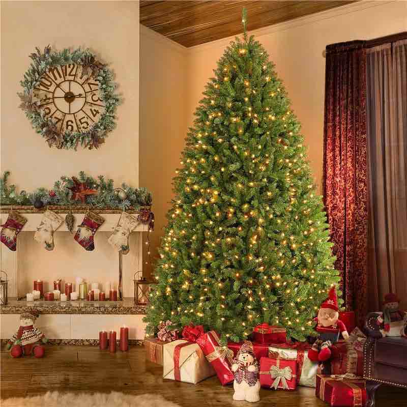 Yaheetech Ultra-Thick Artificial Christmas Tree 7.5 FT