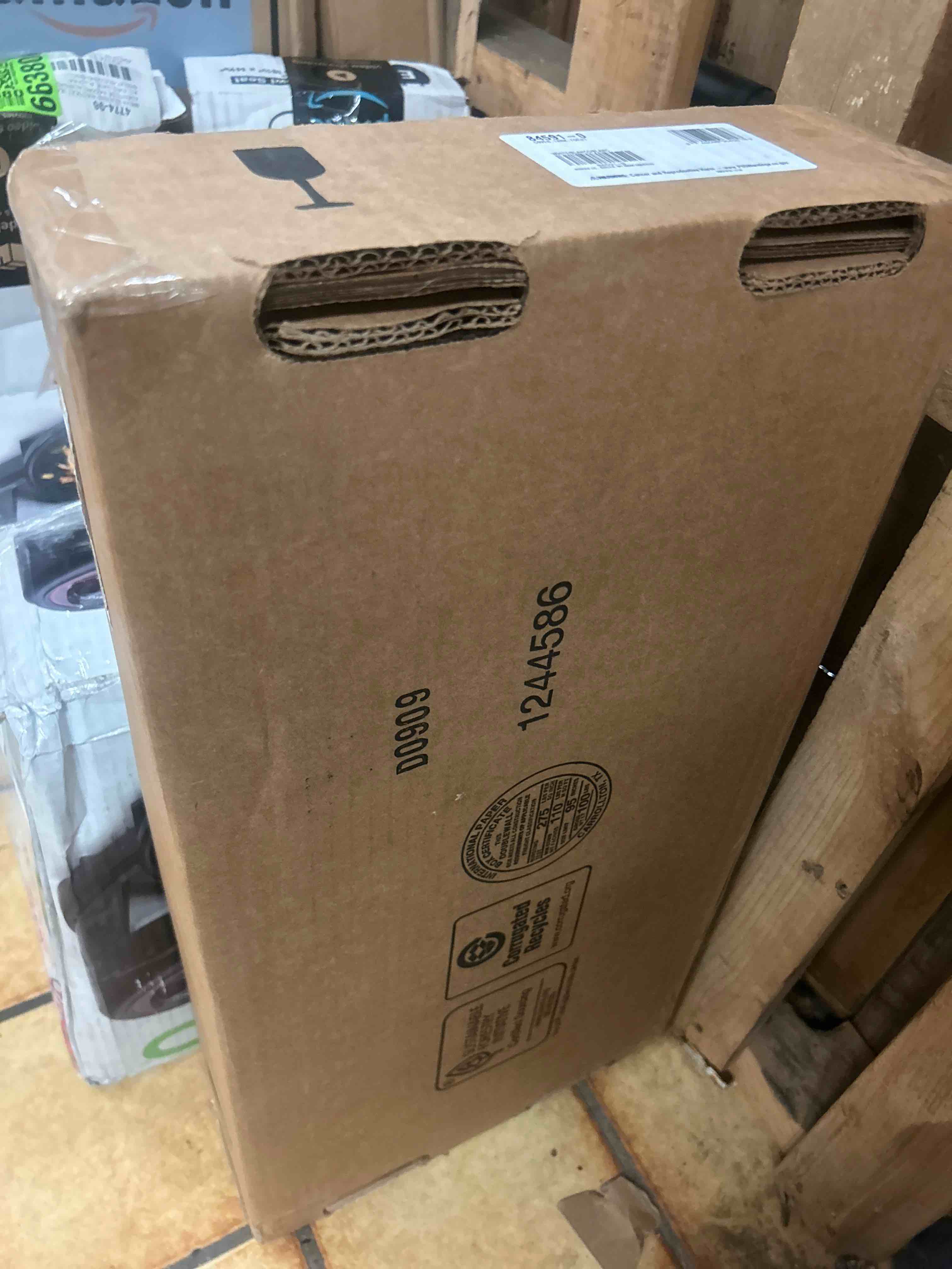 https://s3.amazonaws.com/lotting-images-prod/phillipi/BRN1834160_1752799153520.jpeg