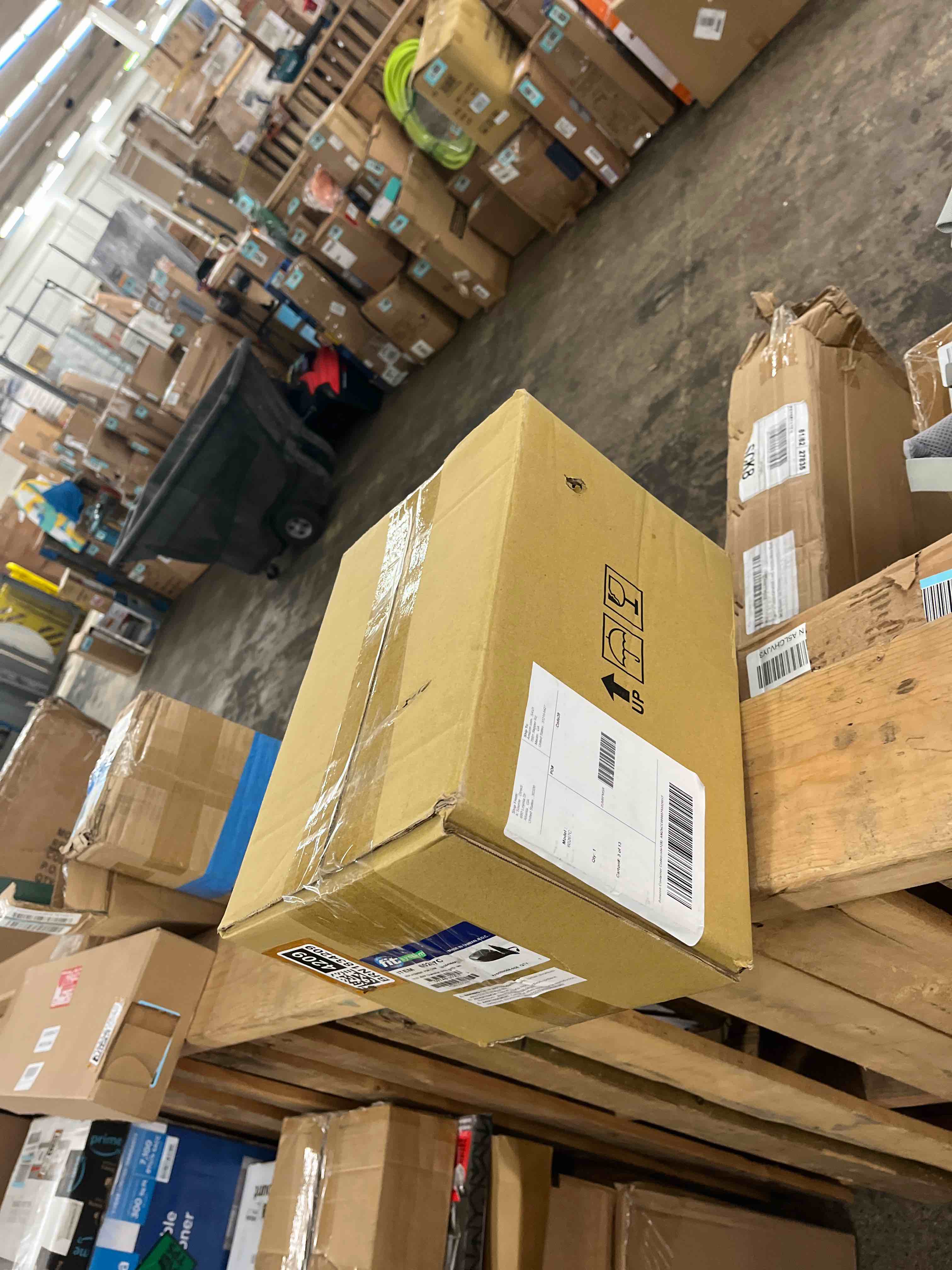 https://s3.amazonaws.com/lotting-images-prod/phillipi/BRN1834209_1753204804009.jpeg