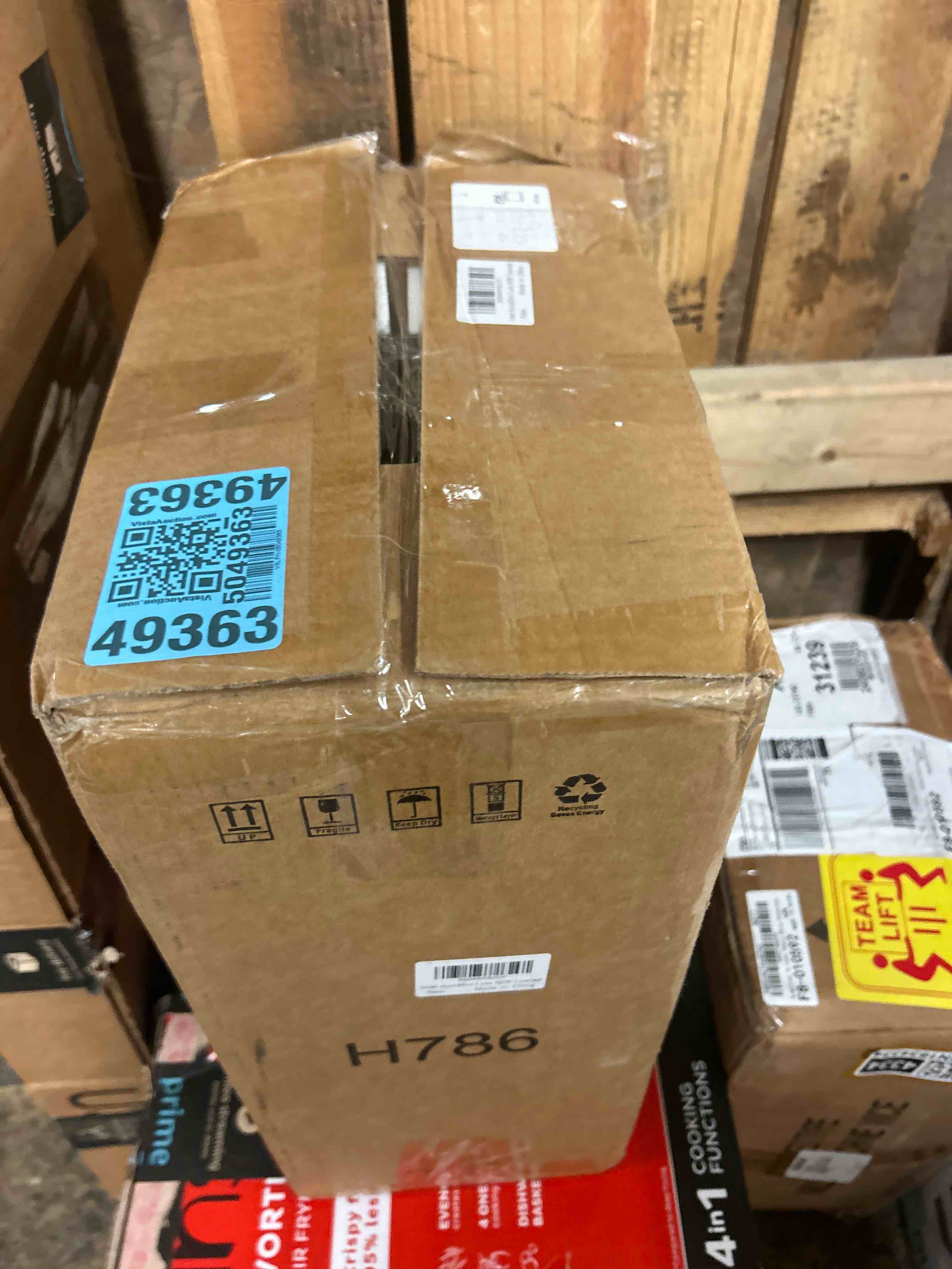 https://s3.amazonaws.com/lotting-images-prod/phillipi/BRN1834238_1752858089906.jpeg