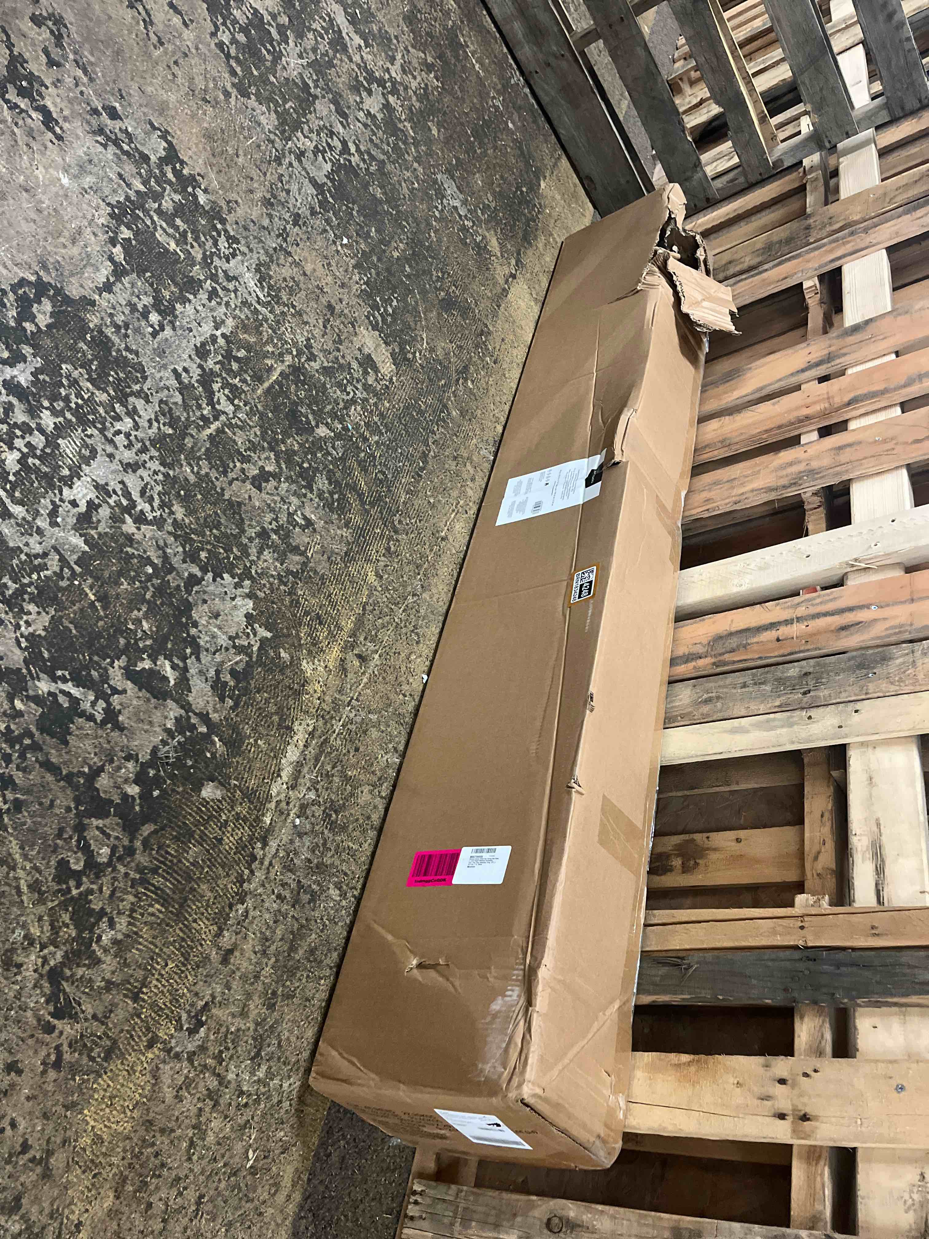 https://s3.amazonaws.com/lotting-images-prod/phillipi/BRN1834248_1752858686870.jpeg