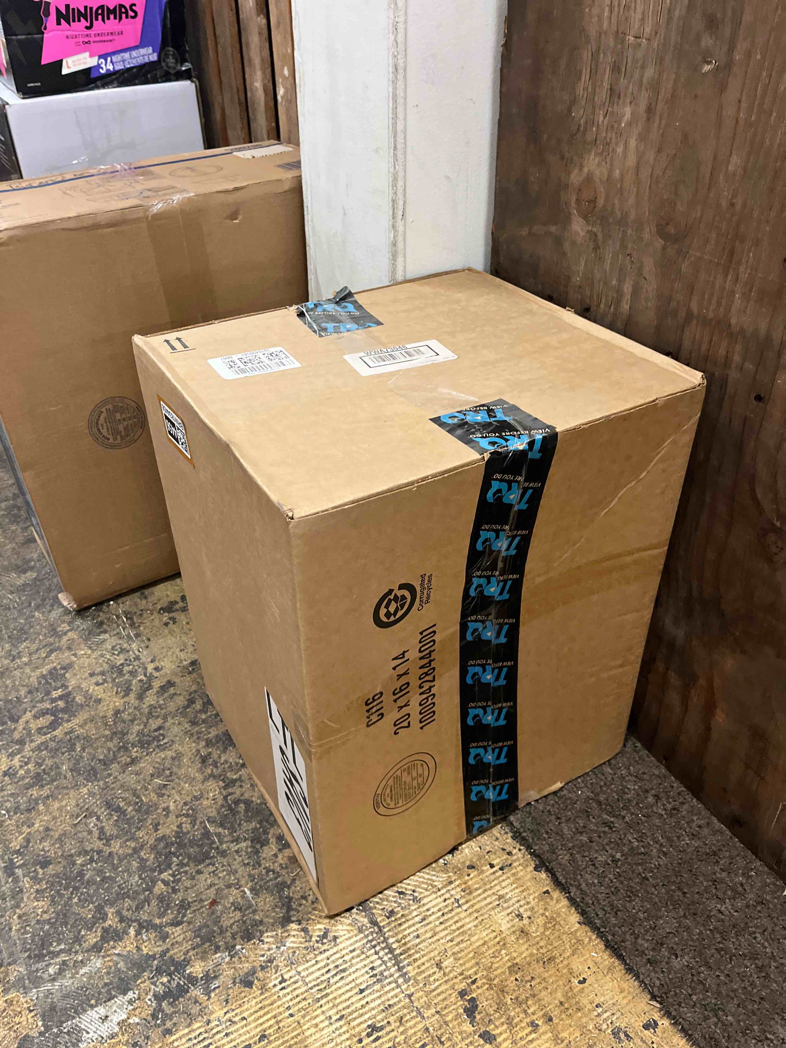 https://s3.amazonaws.com/lotting-images-prod/phillipi/BRN1834456_1753208564271.jpeg