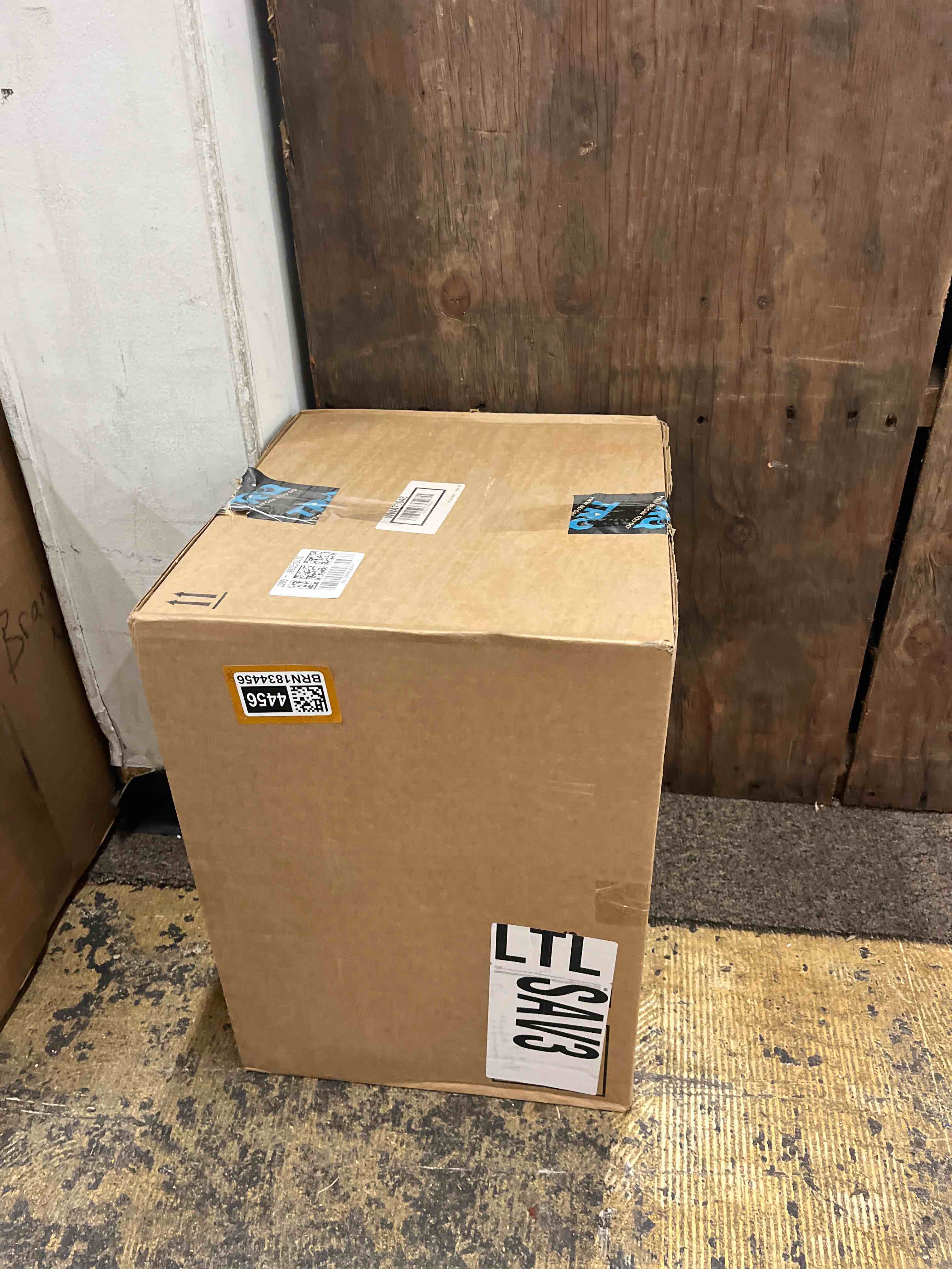 https://s3.amazonaws.com/lotting-images-prod/phillipi/BRN1834456_1753208566398.jpeg