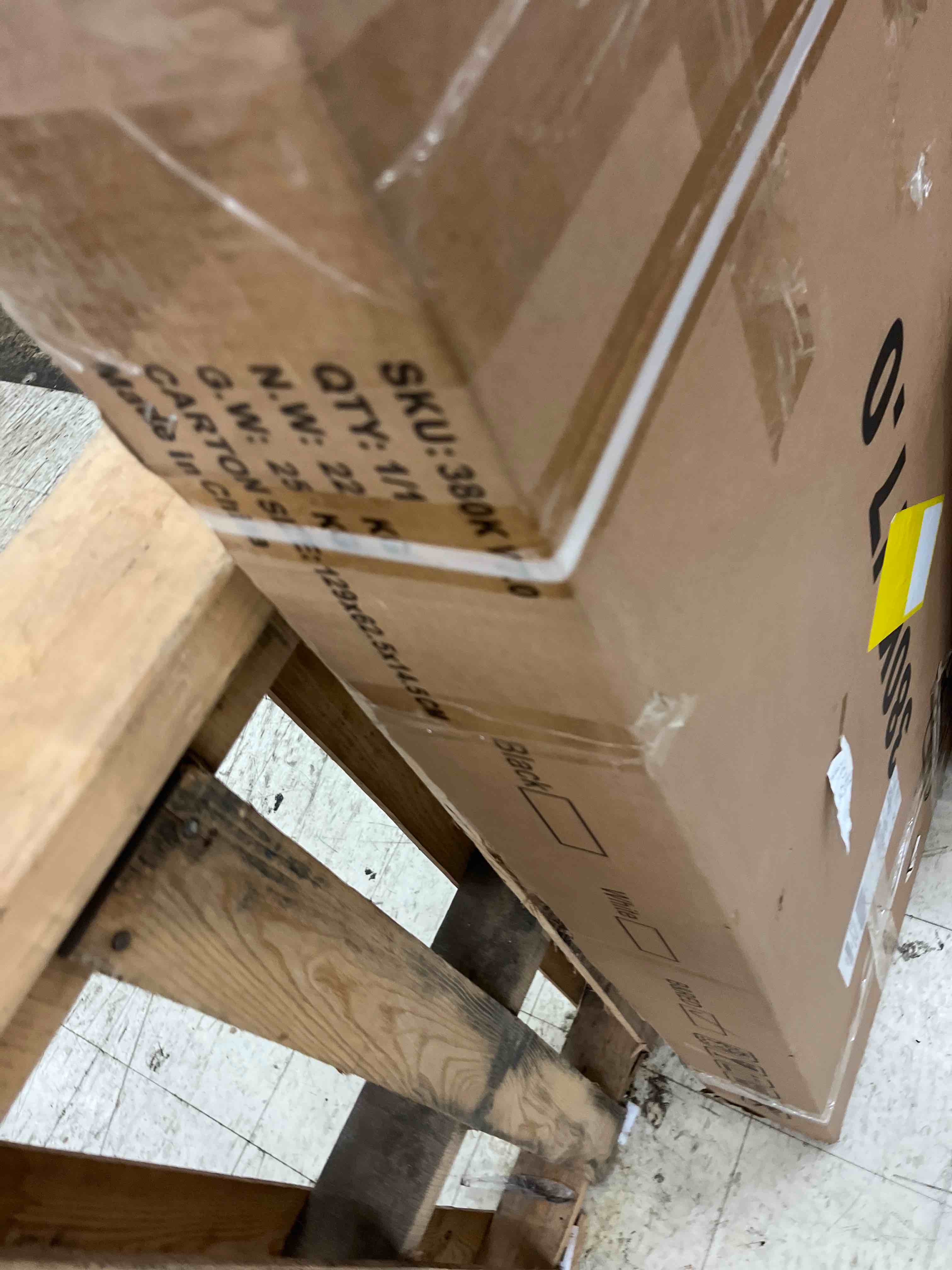 https://s3.amazonaws.com/lotting-images-prod/phillipi/BRN1834467_1753204554171.jpeg