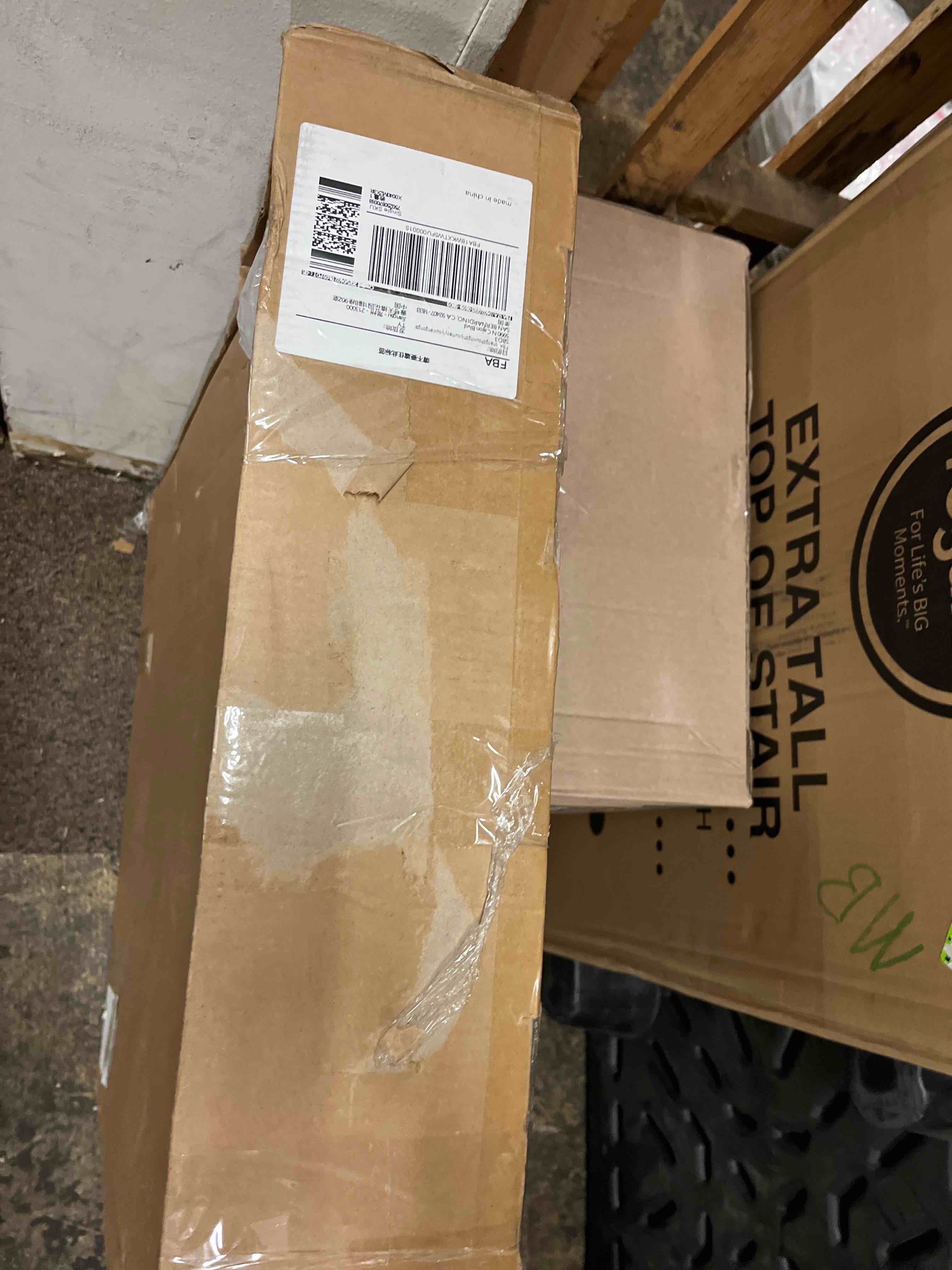 https://s3.amazonaws.com/lotting-images-prod/phillipi/BRN1834484_1753203082181.jpeg