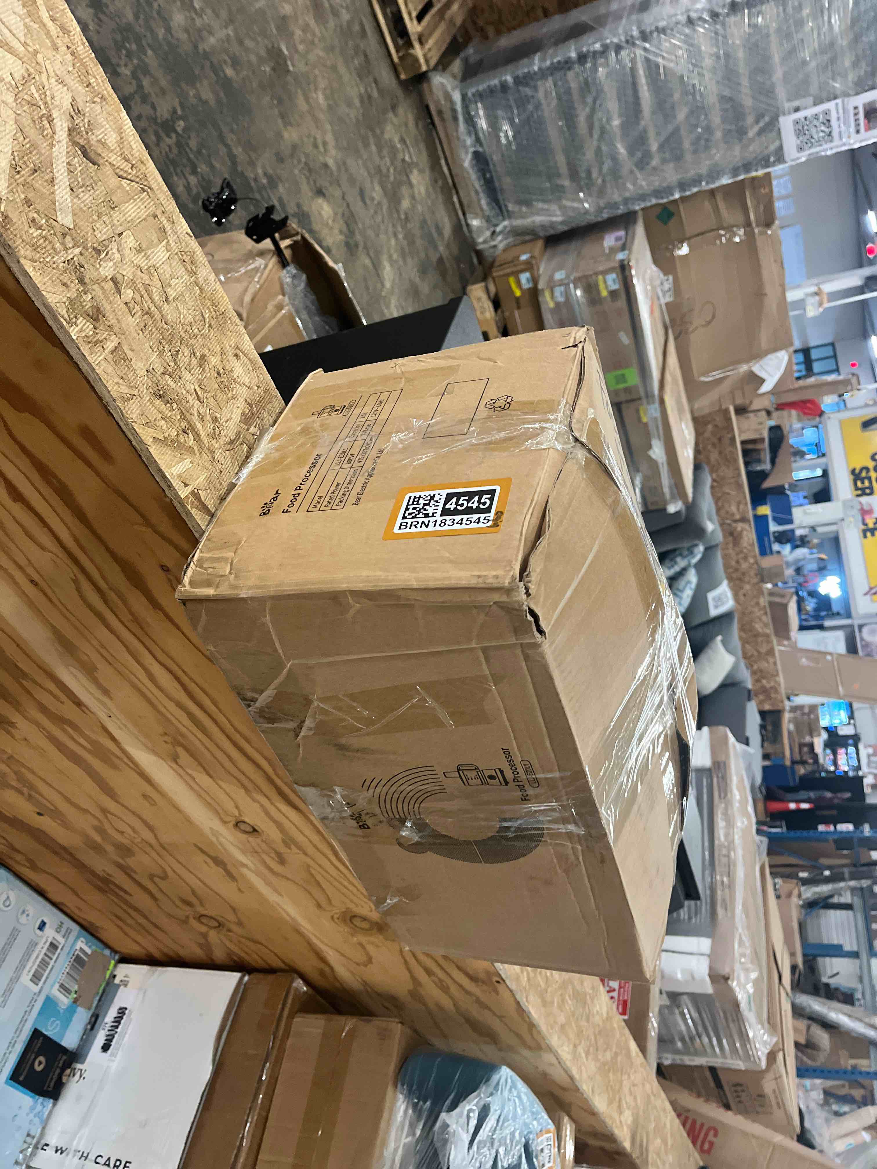 https://s3.amazonaws.com/lotting-images-prod/phillipi/BRN1834545_1753230767960.jpeg