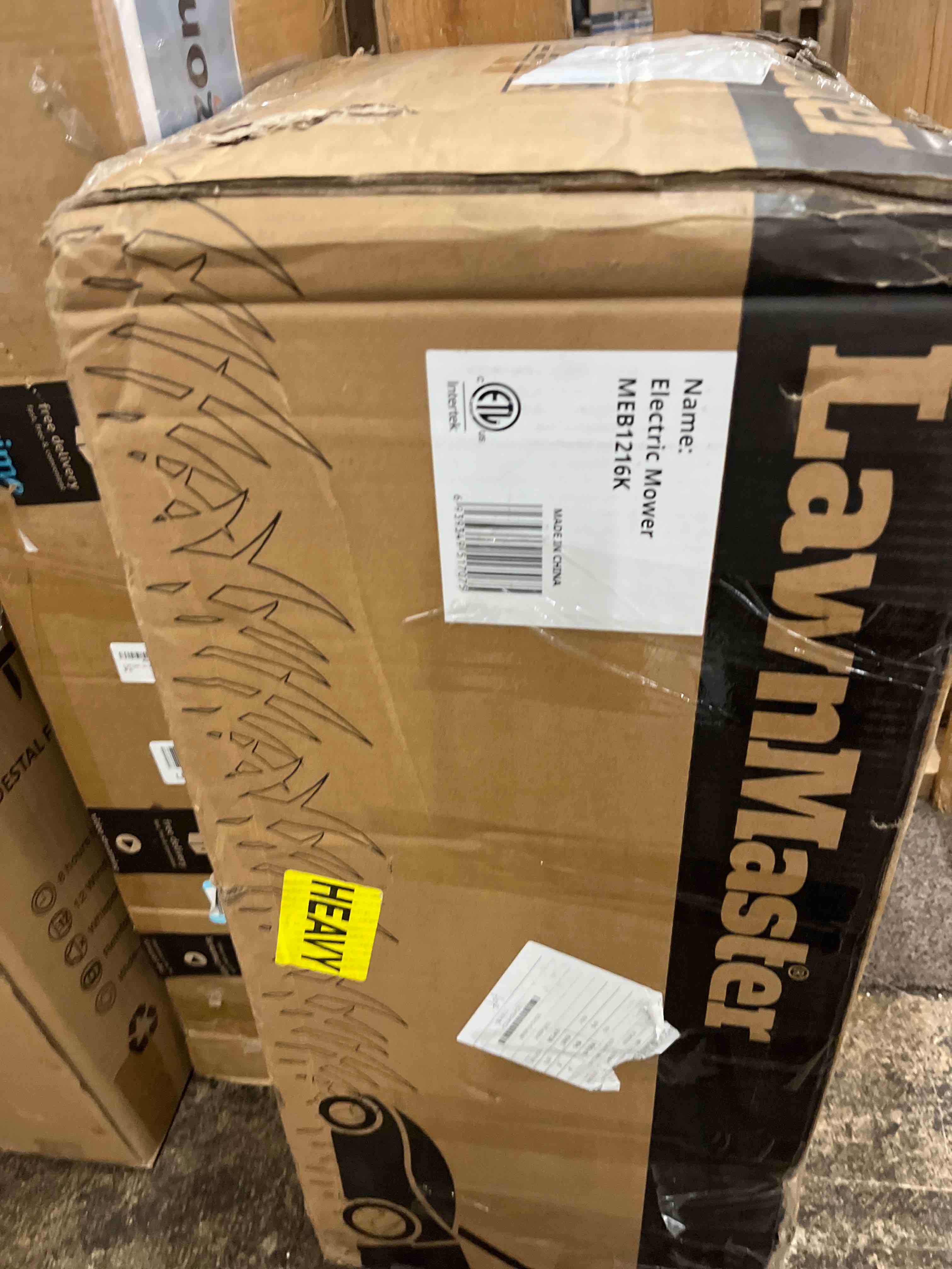 https://s3.amazonaws.com/lotting-images-prod/phillipi/BRN1834615_1753235748596.jpeg