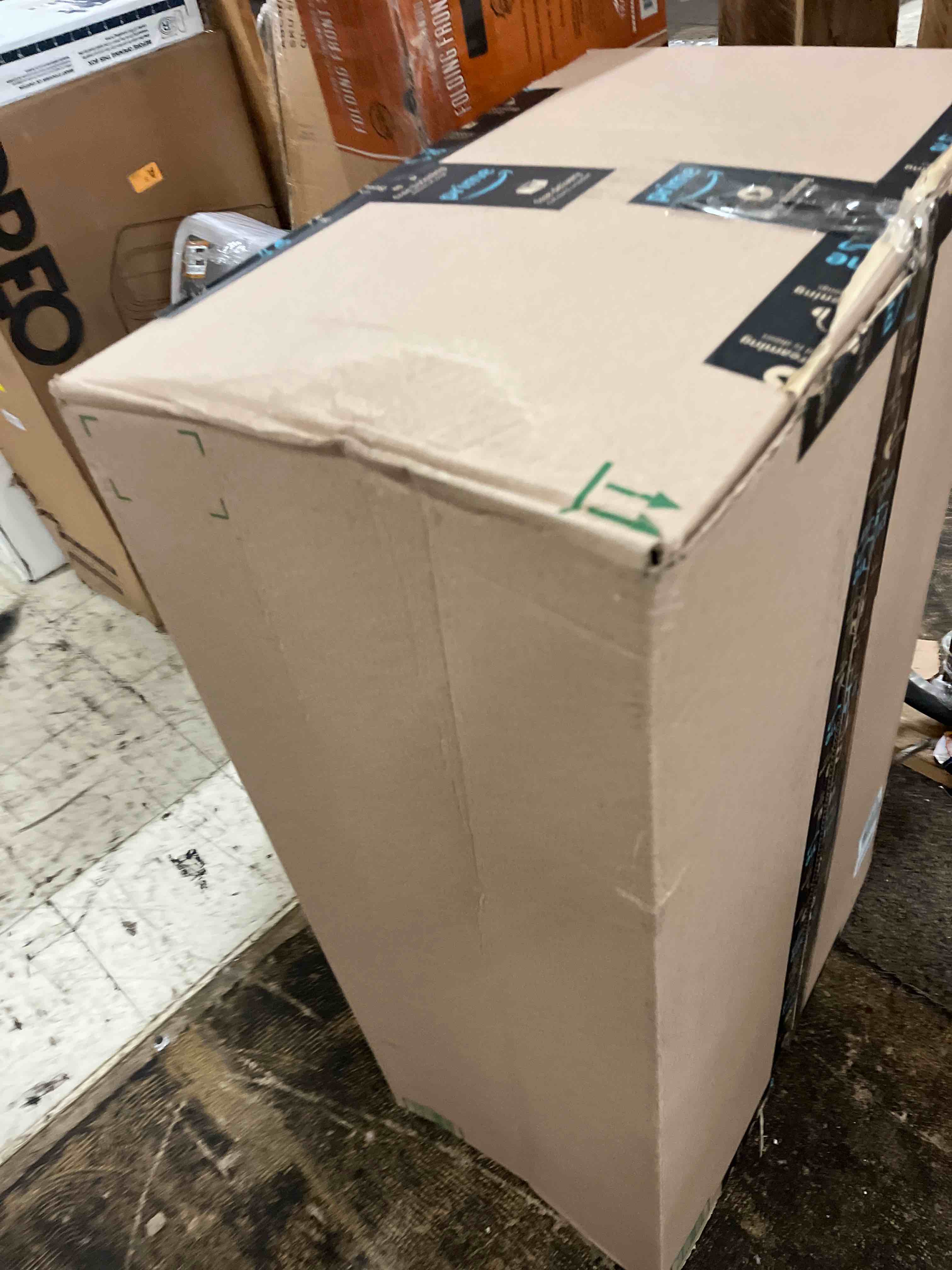 https://s3.amazonaws.com/lotting-images-prod/phillipi/BRN1834655_1753232601882.jpeg
