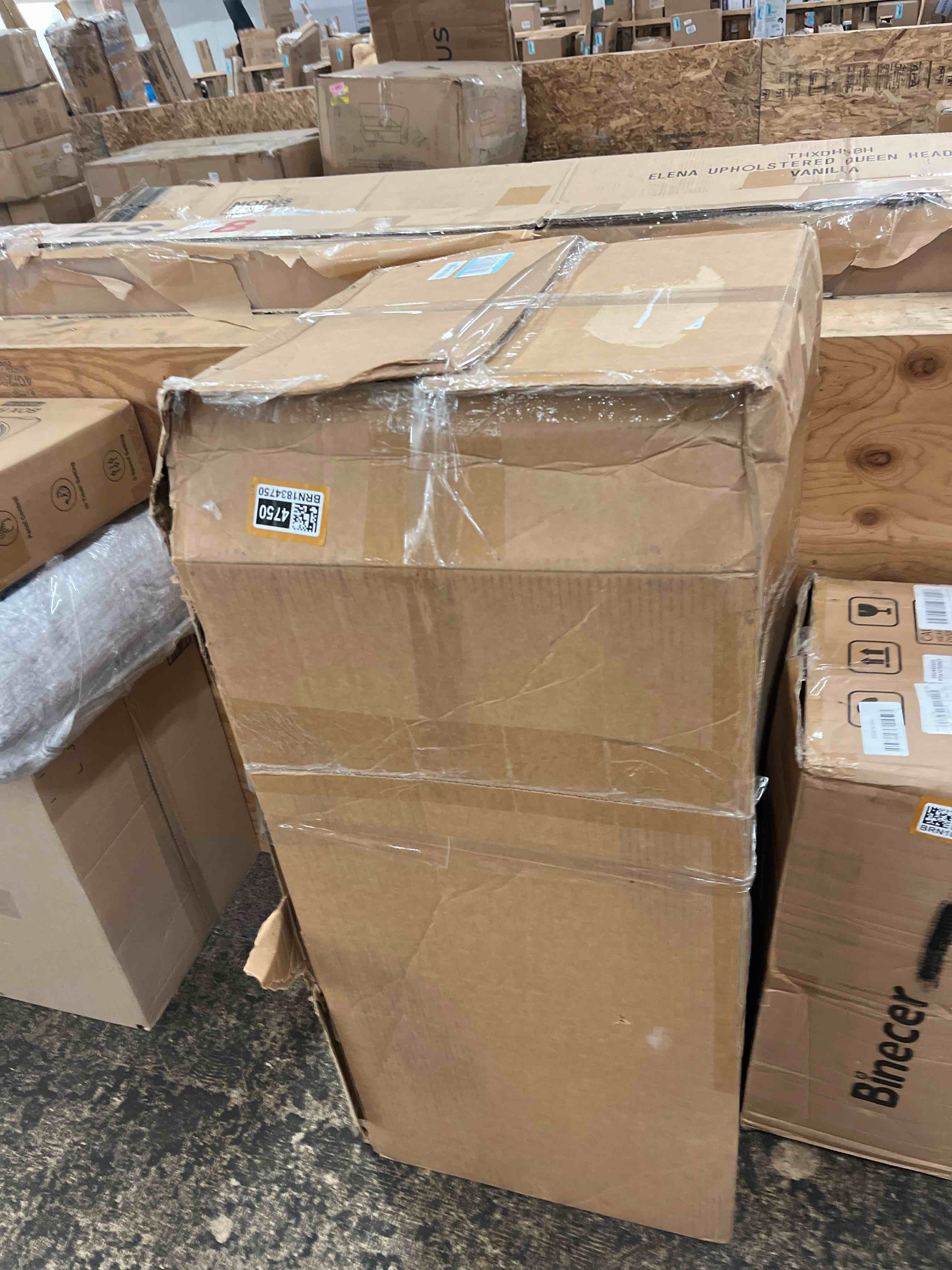 https://s3.amazonaws.com/lotting-images-prod/phillipi/BRN1834750_1753403901851.jpeg