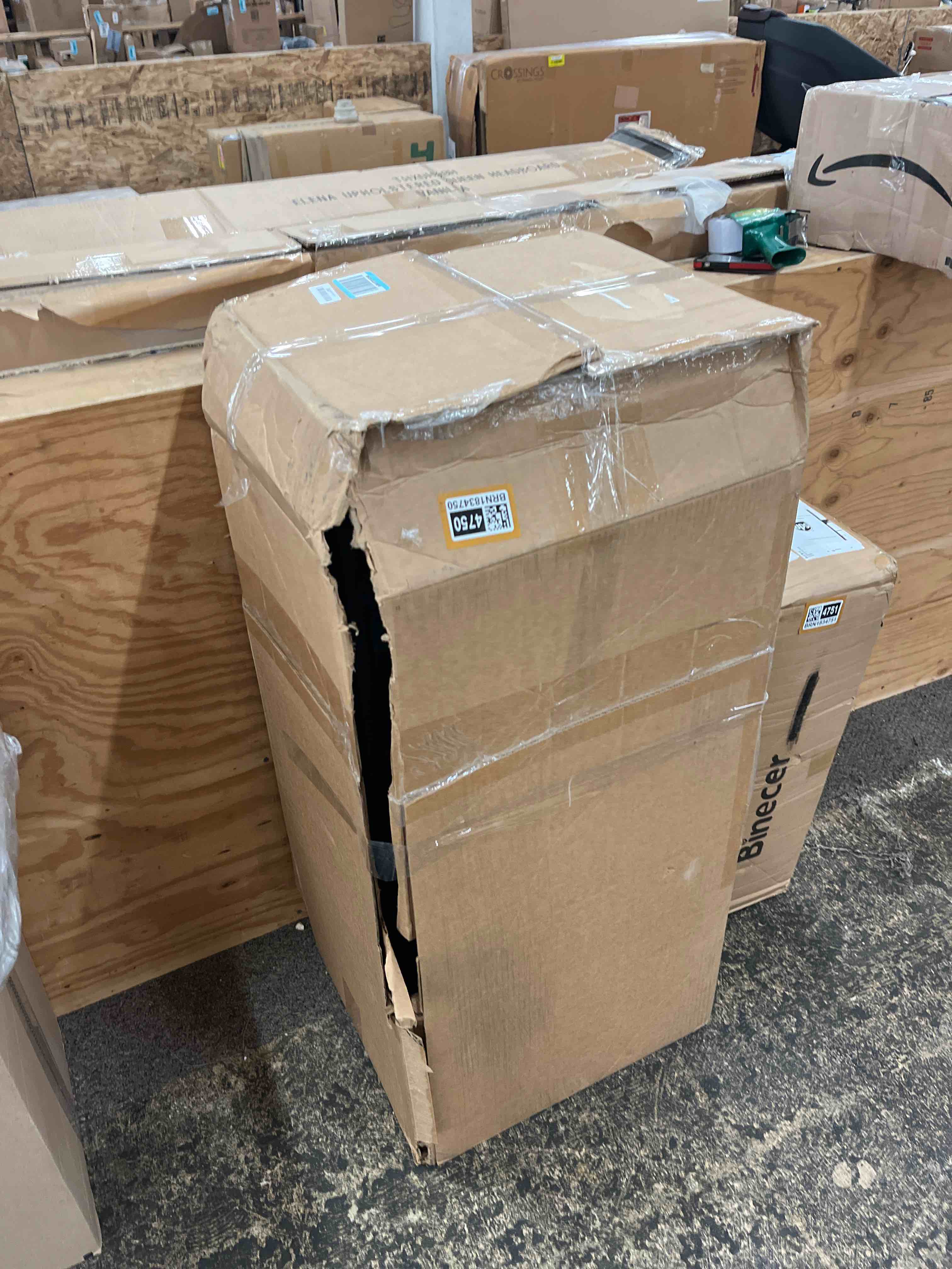 https://s3.amazonaws.com/lotting-images-prod/phillipi/BRN1834750_1753403905087.jpeg
