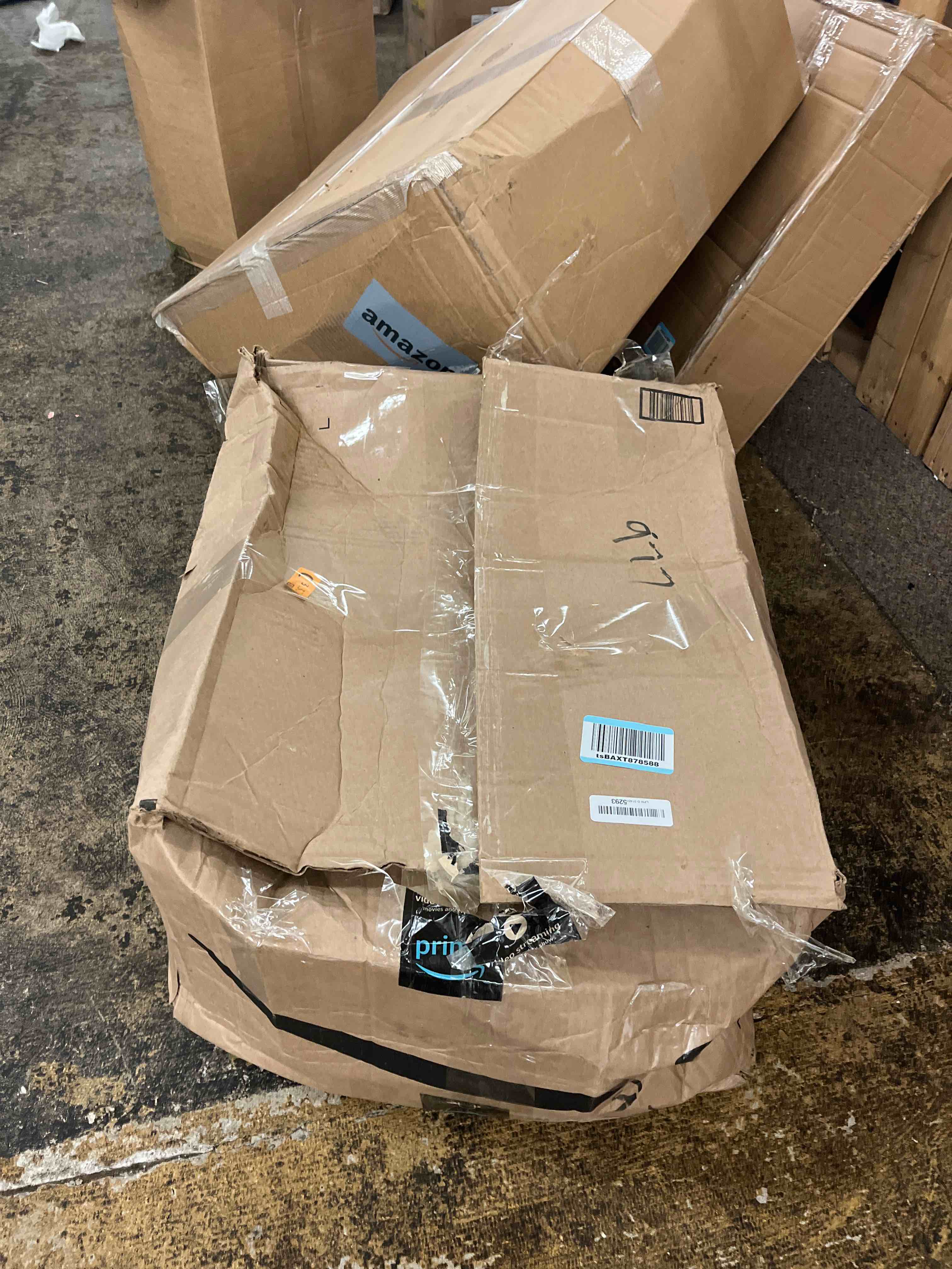 https://s3.amazonaws.com/lotting-images-prod/phillipi/BRN1834785_1753395830340.jpeg