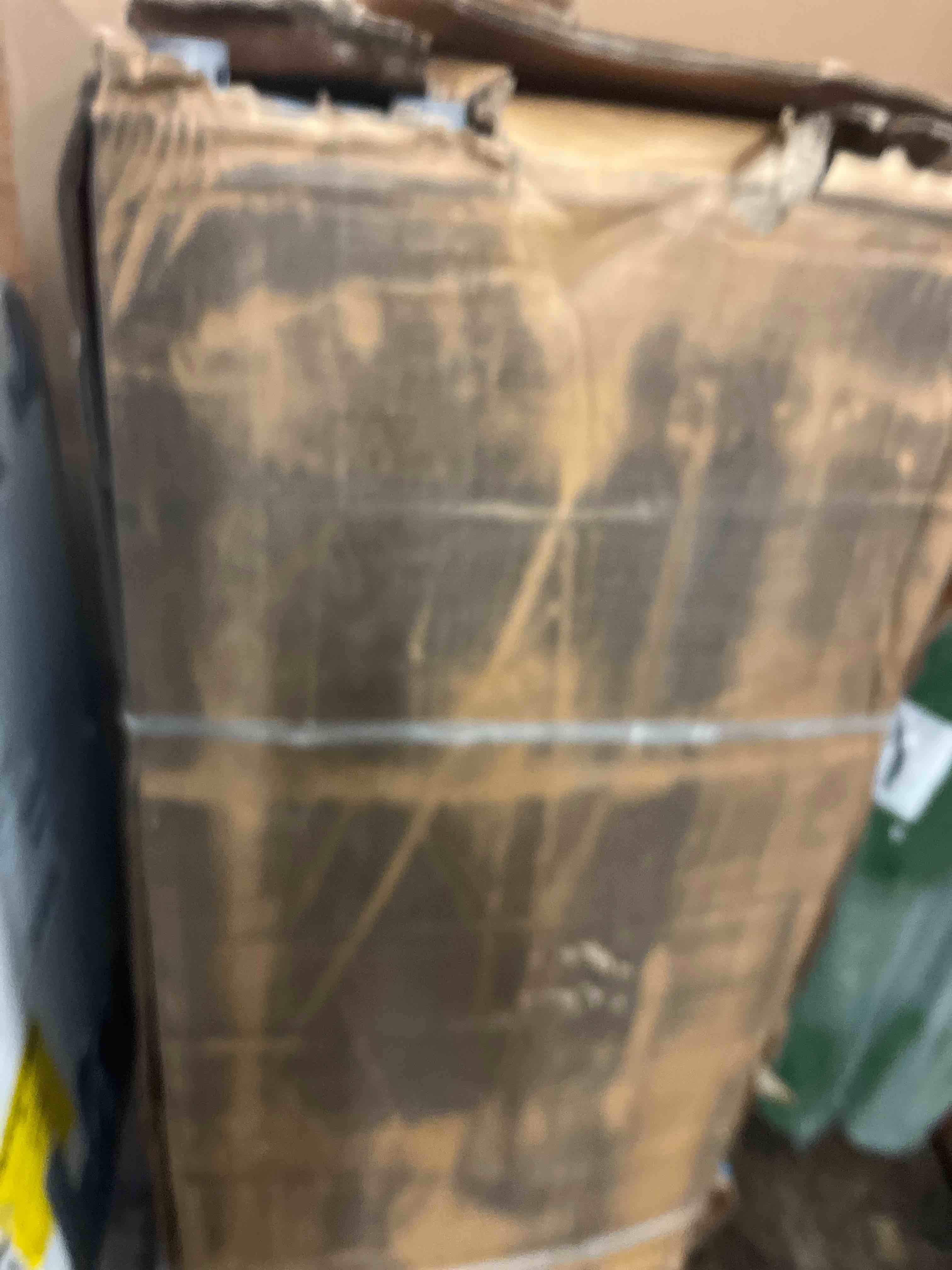 https://s3.amazonaws.com/lotting-images-prod/phillipi/BRN1834870_1753836038524.jpeg