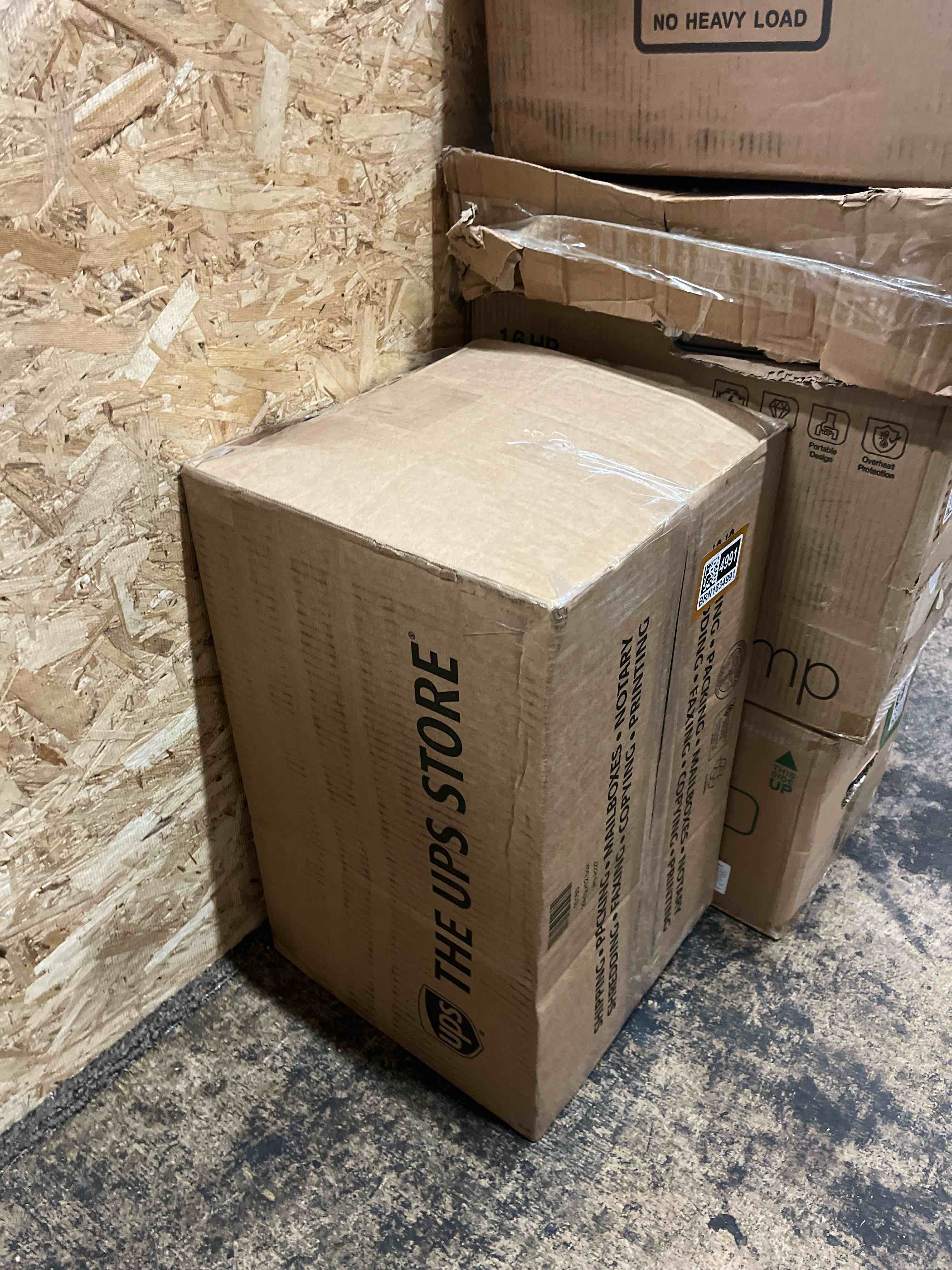 https://s3.amazonaws.com/lotting-images-prod/phillipi/BRN1834991_1753838212607.jpeg