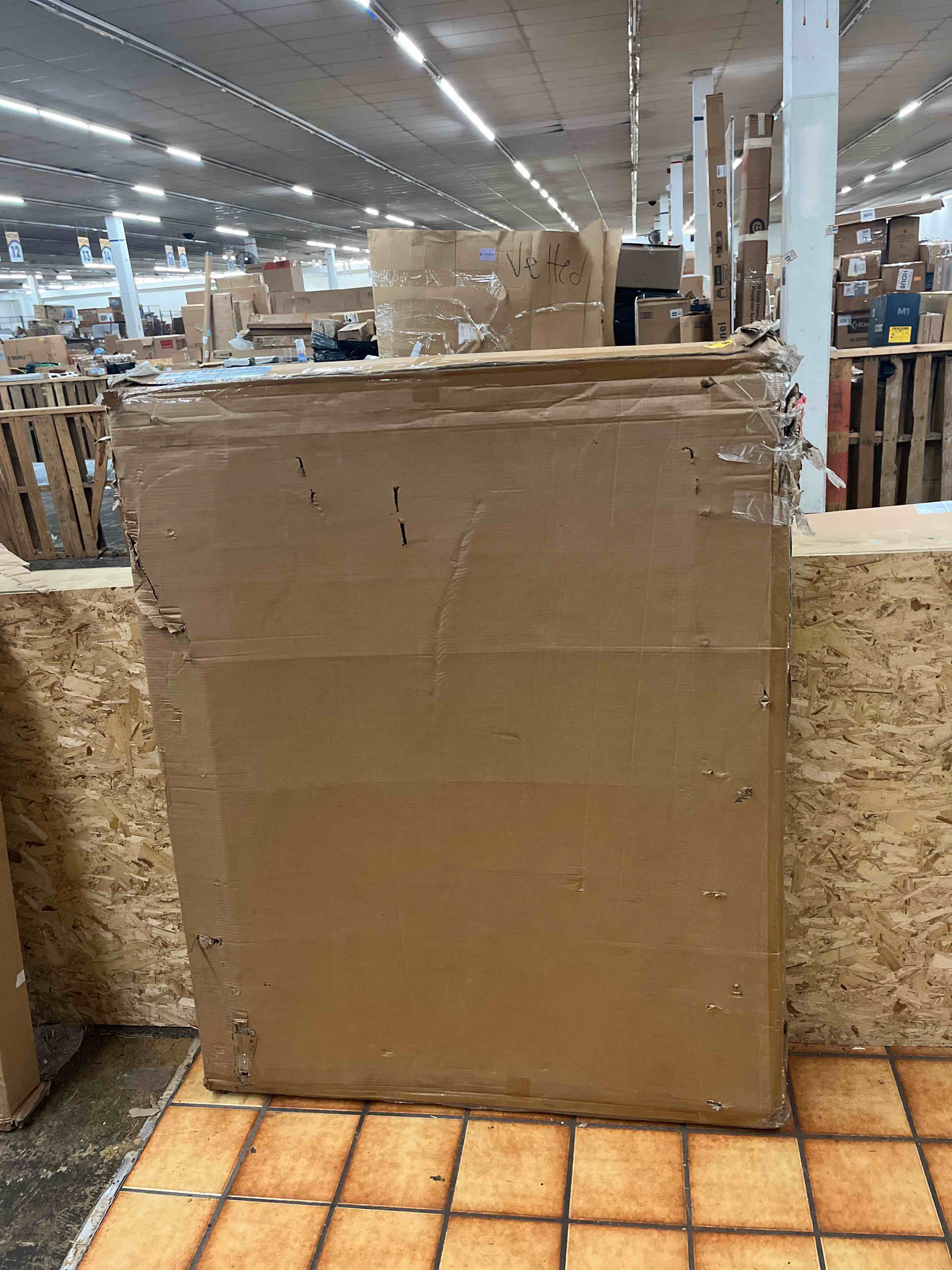 https://s3.amazonaws.com/lotting-images-prod/phillipi/BRN1835147_1755043069274.jpeg