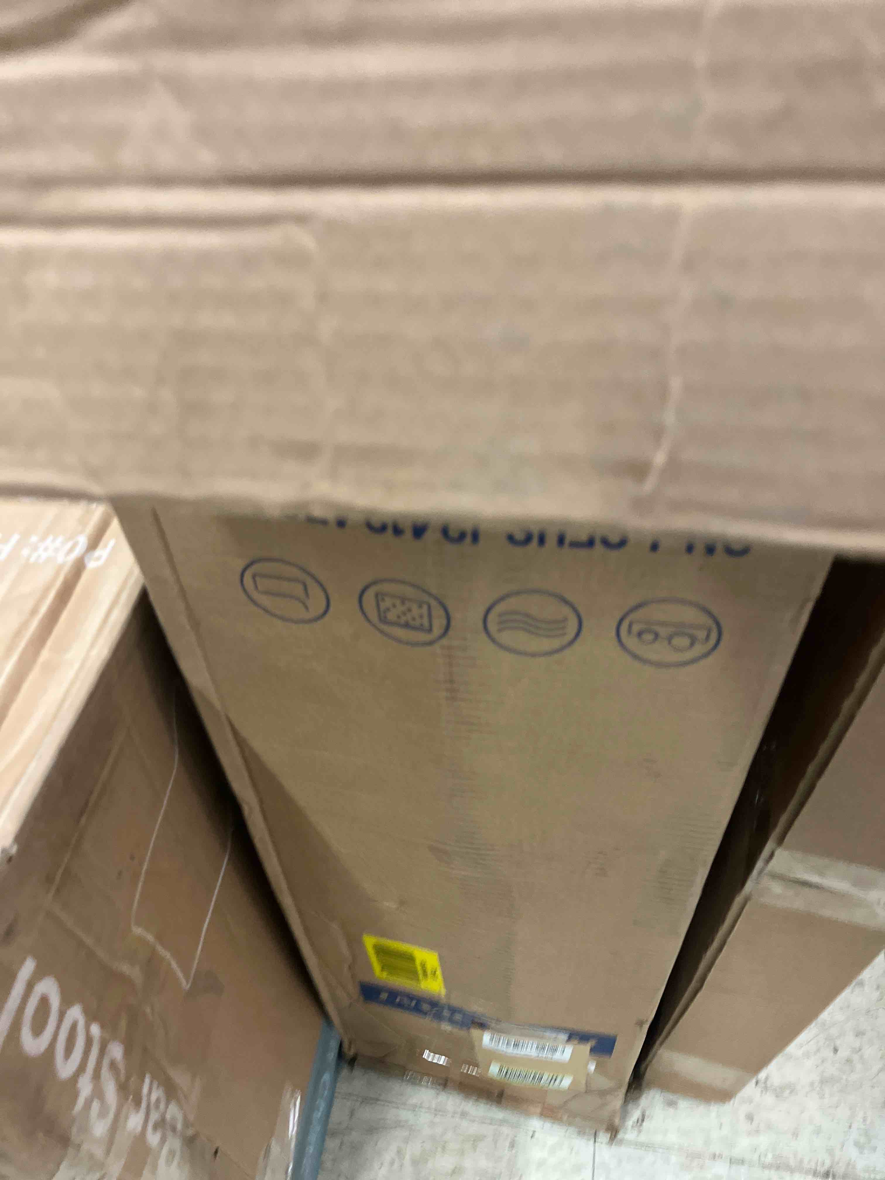 https://s3.amazonaws.com/lotting-images-prod/phillipi/BRN1835184_1753847178589.jpeg