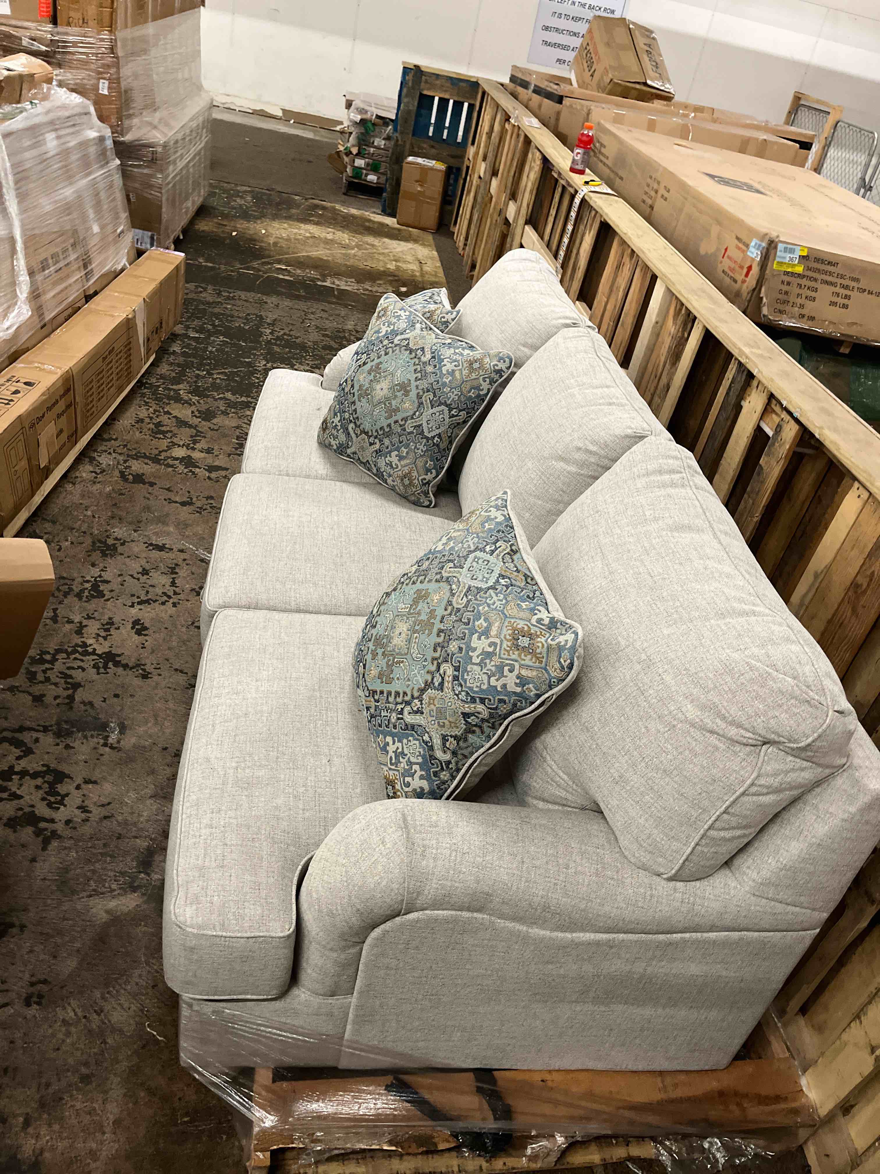 https://s3.amazonaws.com/lotting-images-prod/phillipi/BRN1835250_1753970556245.jpeg
