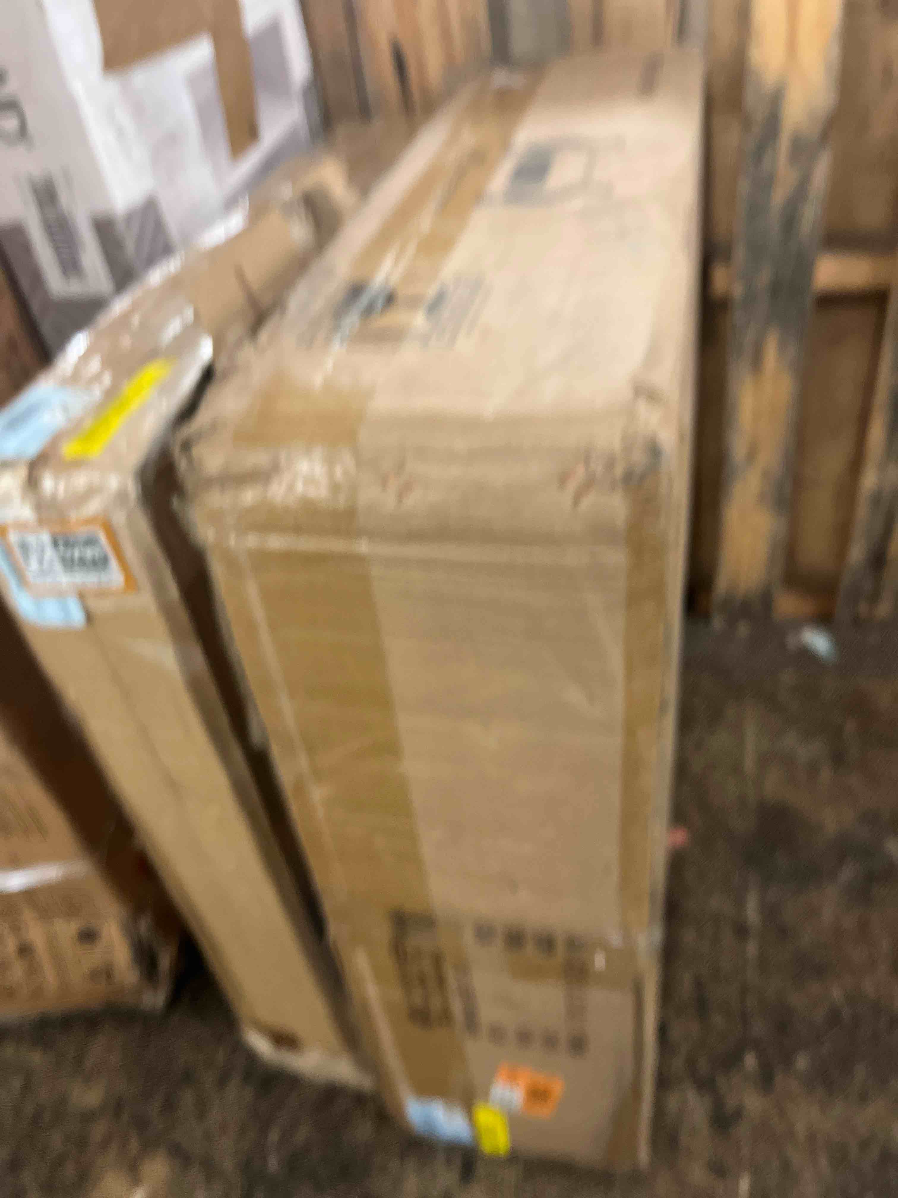 https://s3.amazonaws.com/lotting-images-prod/phillipi/BRN1835299_1753976090211.jpeg