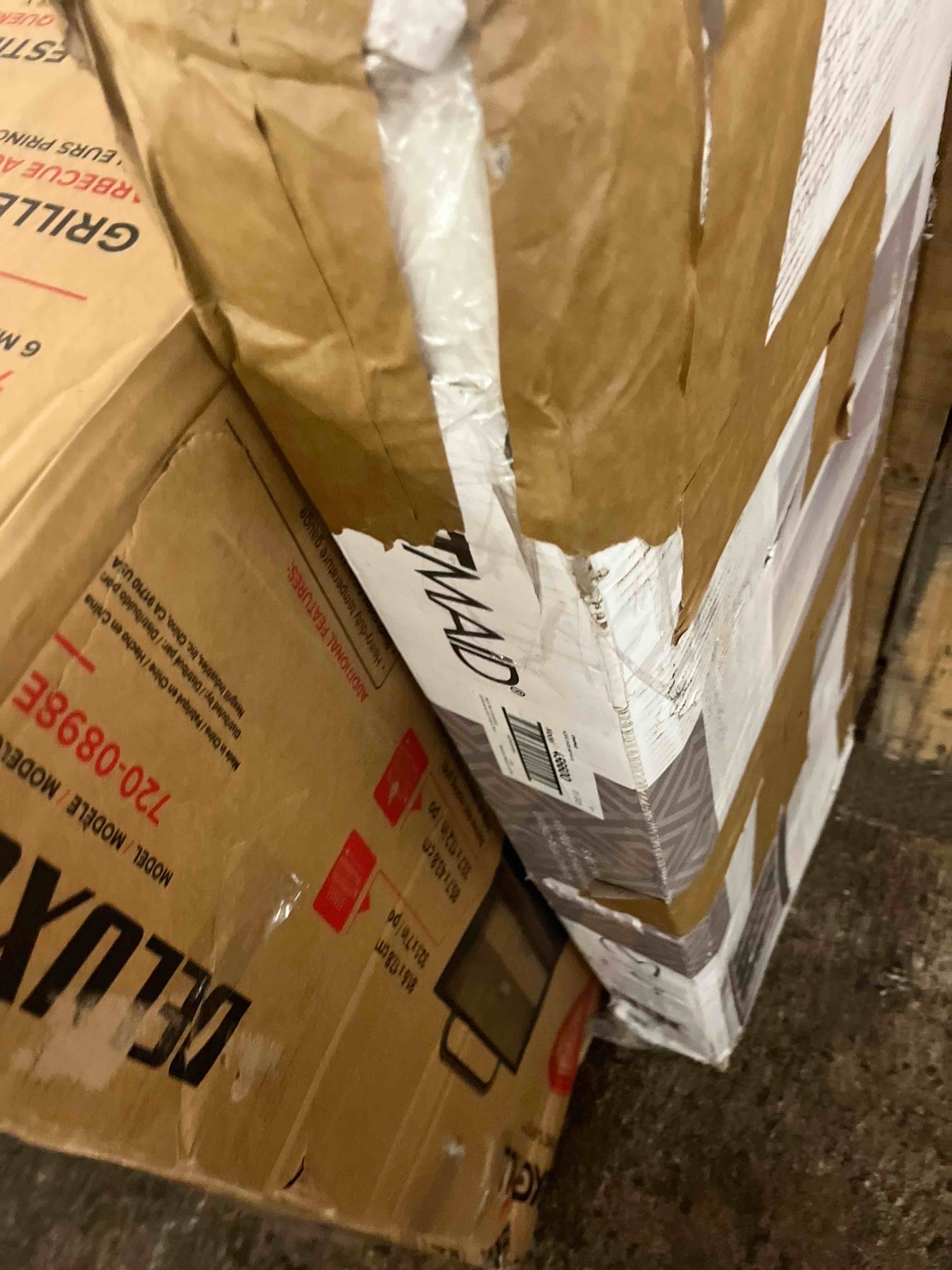 https://s3.amazonaws.com/lotting-images-prod/phillipi/BRN1835301_1753975669747.jpeg