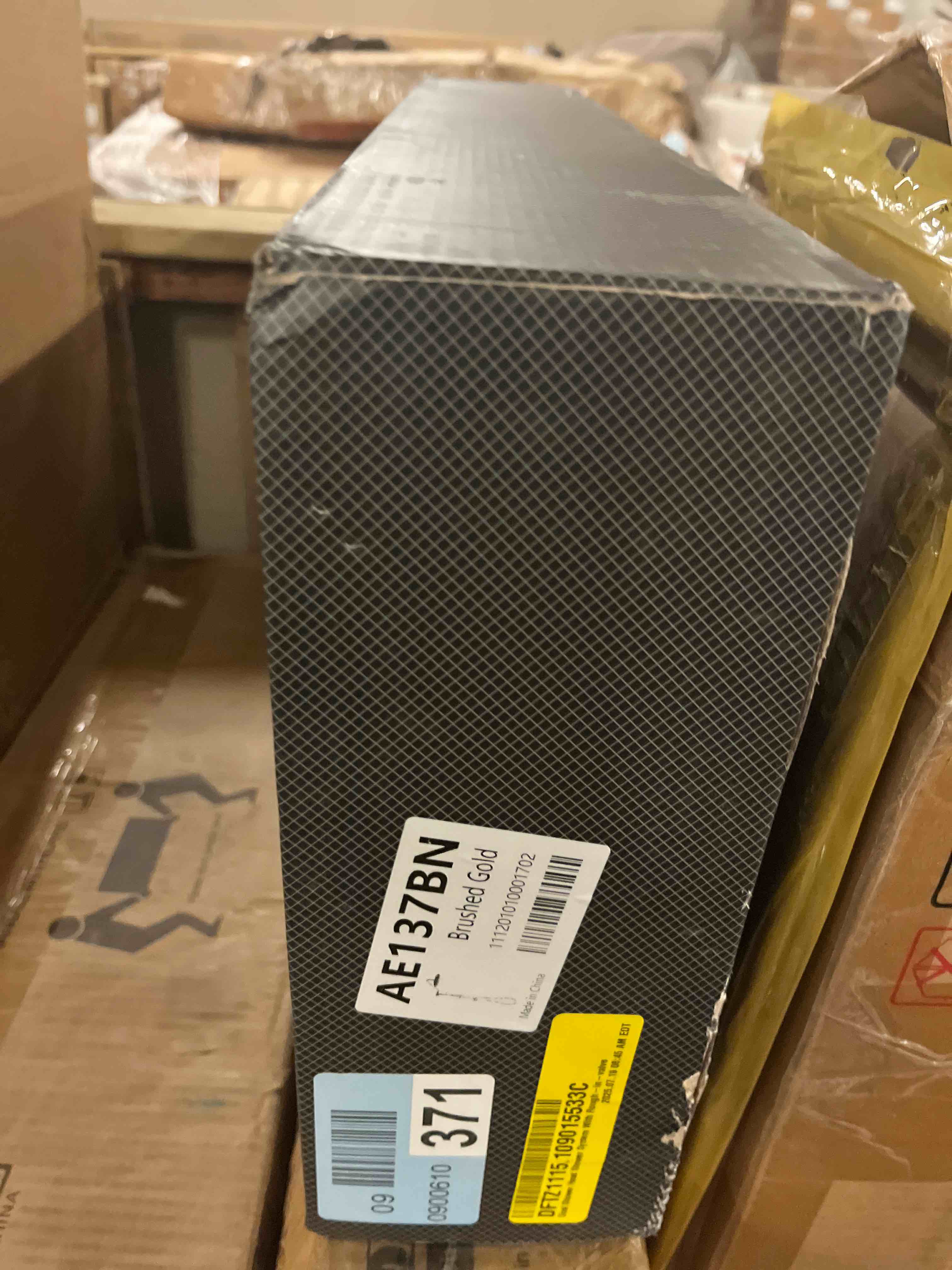 https://s3.amazonaws.com/lotting-images-prod/phillipi/BRN1835312_1753976793365.jpeg