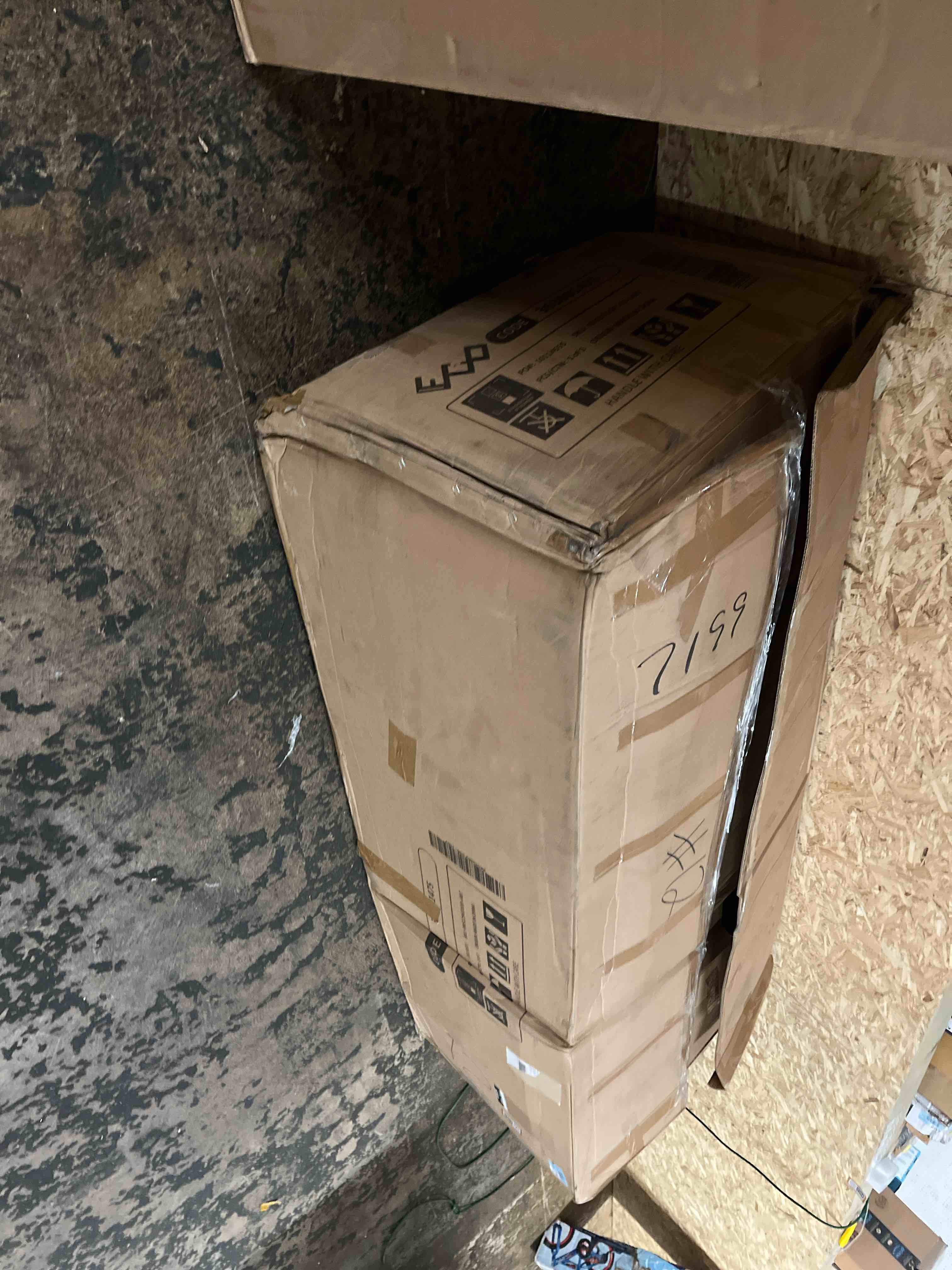 https://s3.amazonaws.com/lotting-images-prod/phillipi/BRN1835393_1754019390478.jpeg